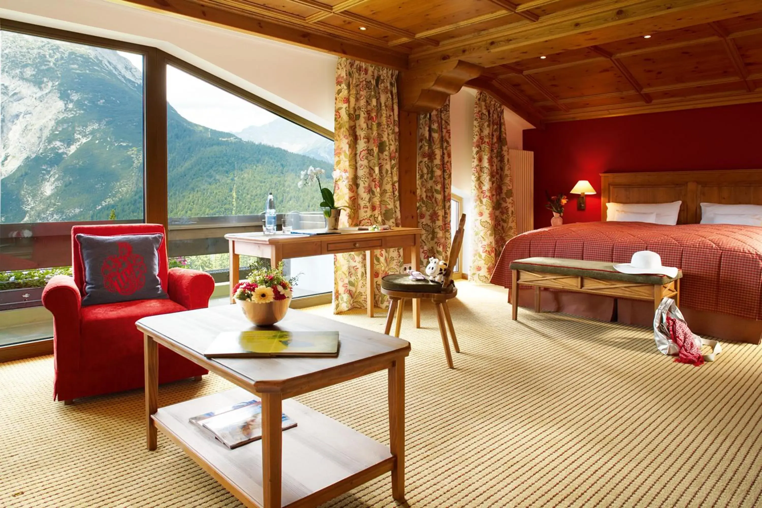 Suite II in Interalpen-Hotel Tyrol Suite II in Interalpen-Hotel Tyrol