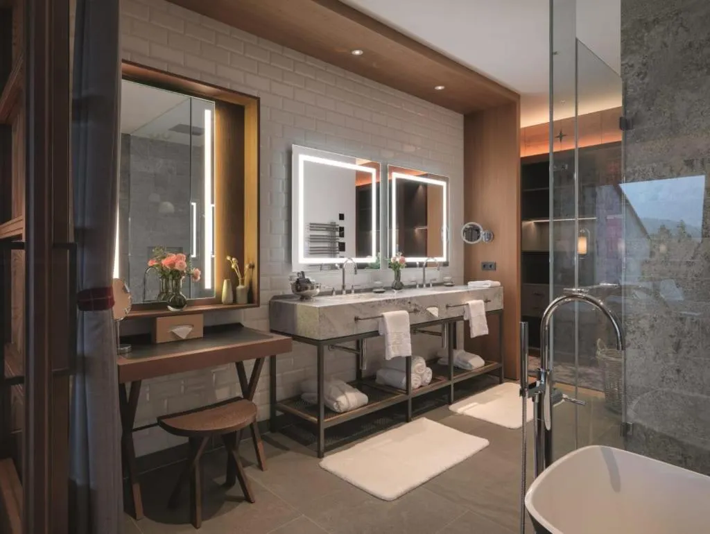 Interalpen-Hotel Tyrol