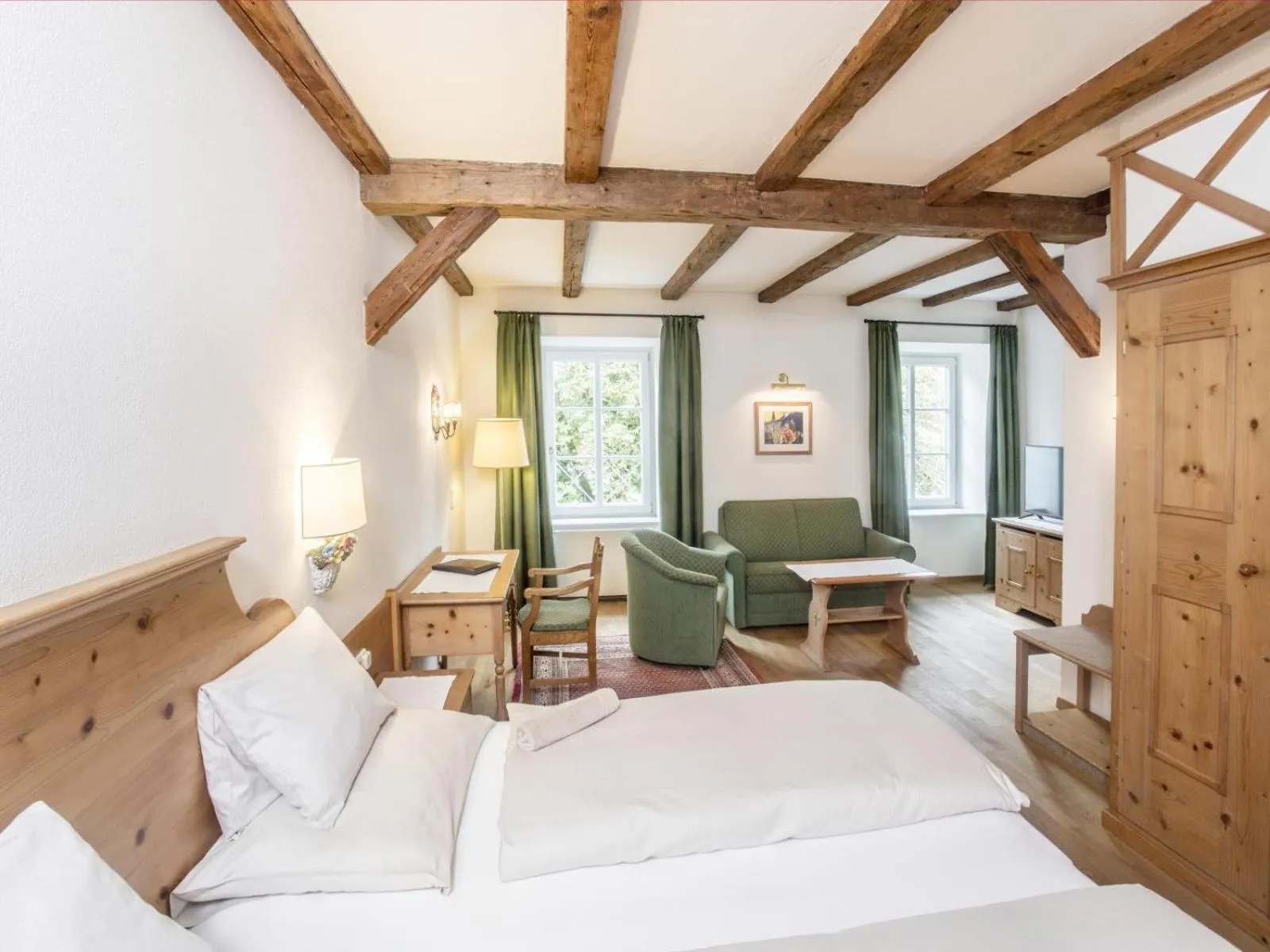 Photo of the whole room, Bed in Hotel Tiefenbrunner