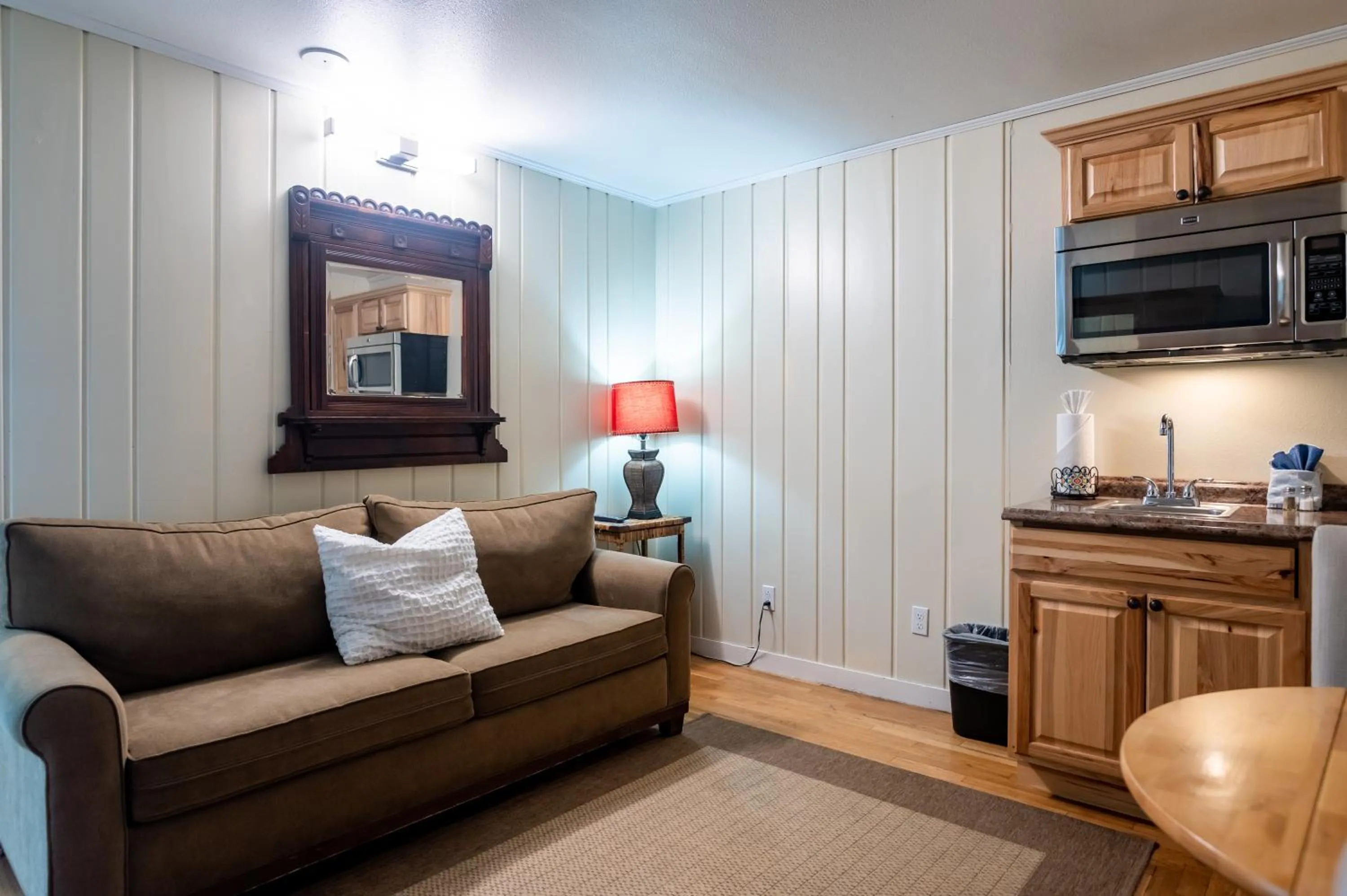 Living room in Gilbert Inn Seaside