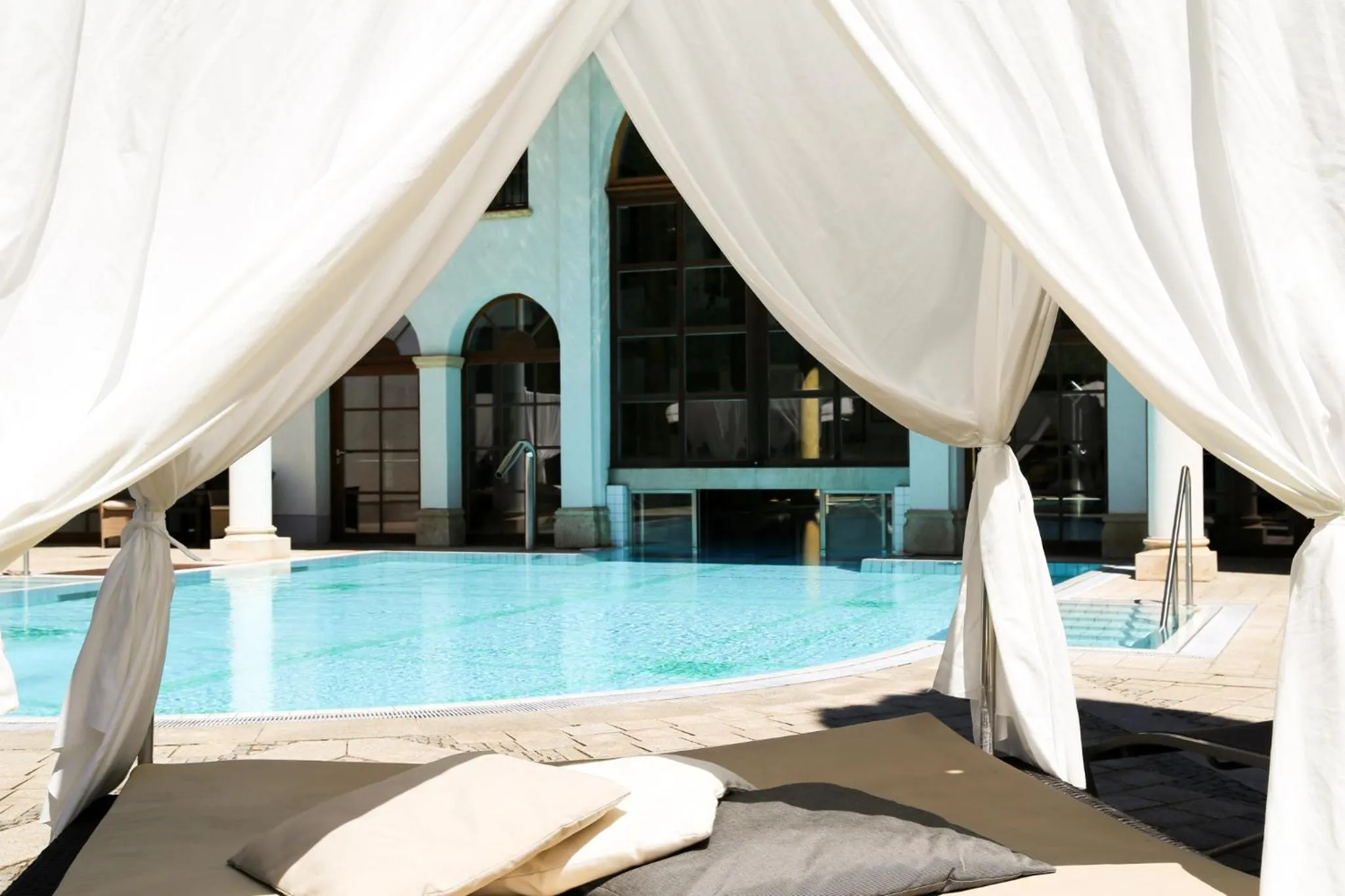 Pool view in Schlosshotel Kitzbühel