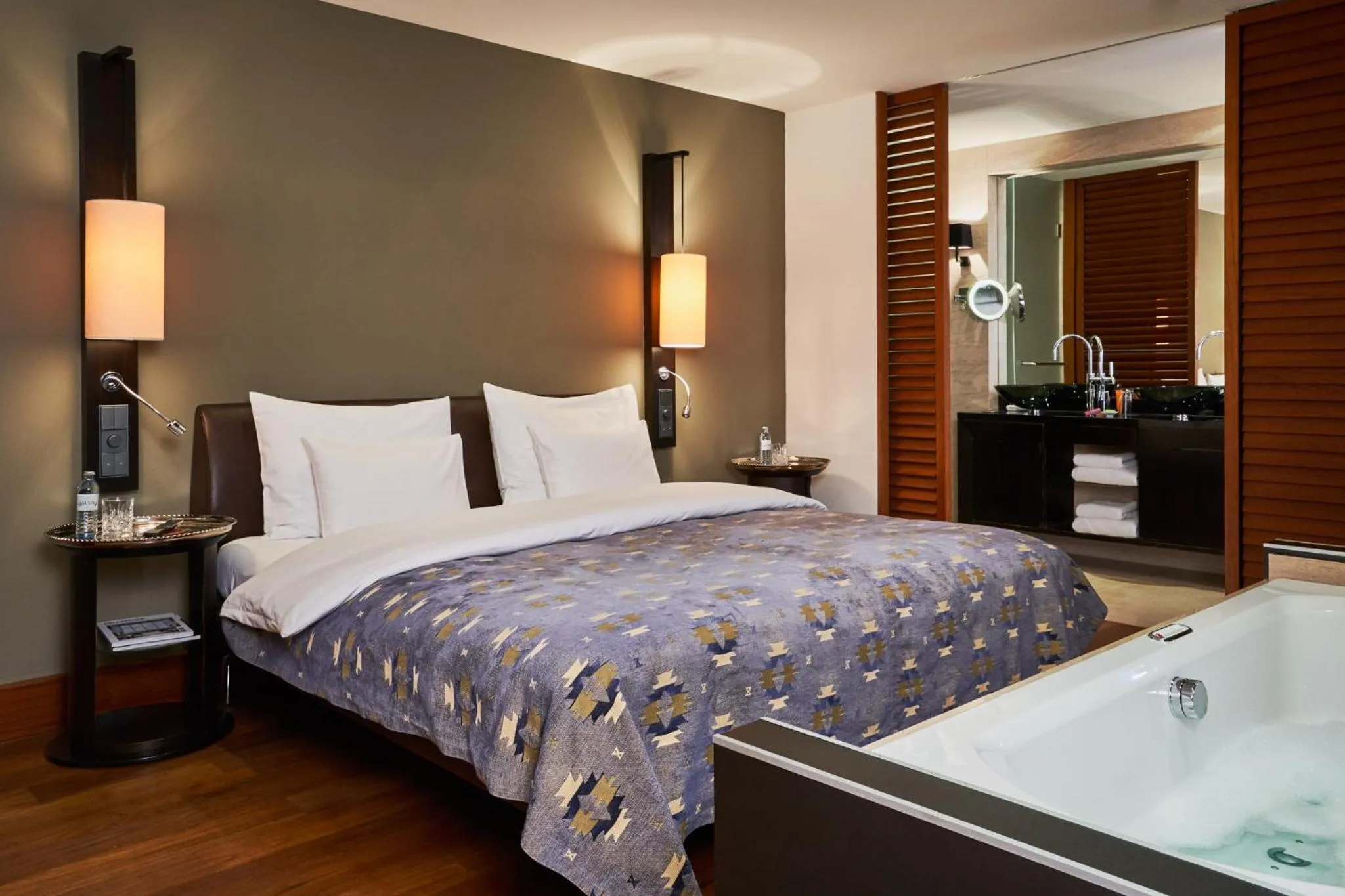 Bedroom, Bed in DO&CO Hotel Vienna