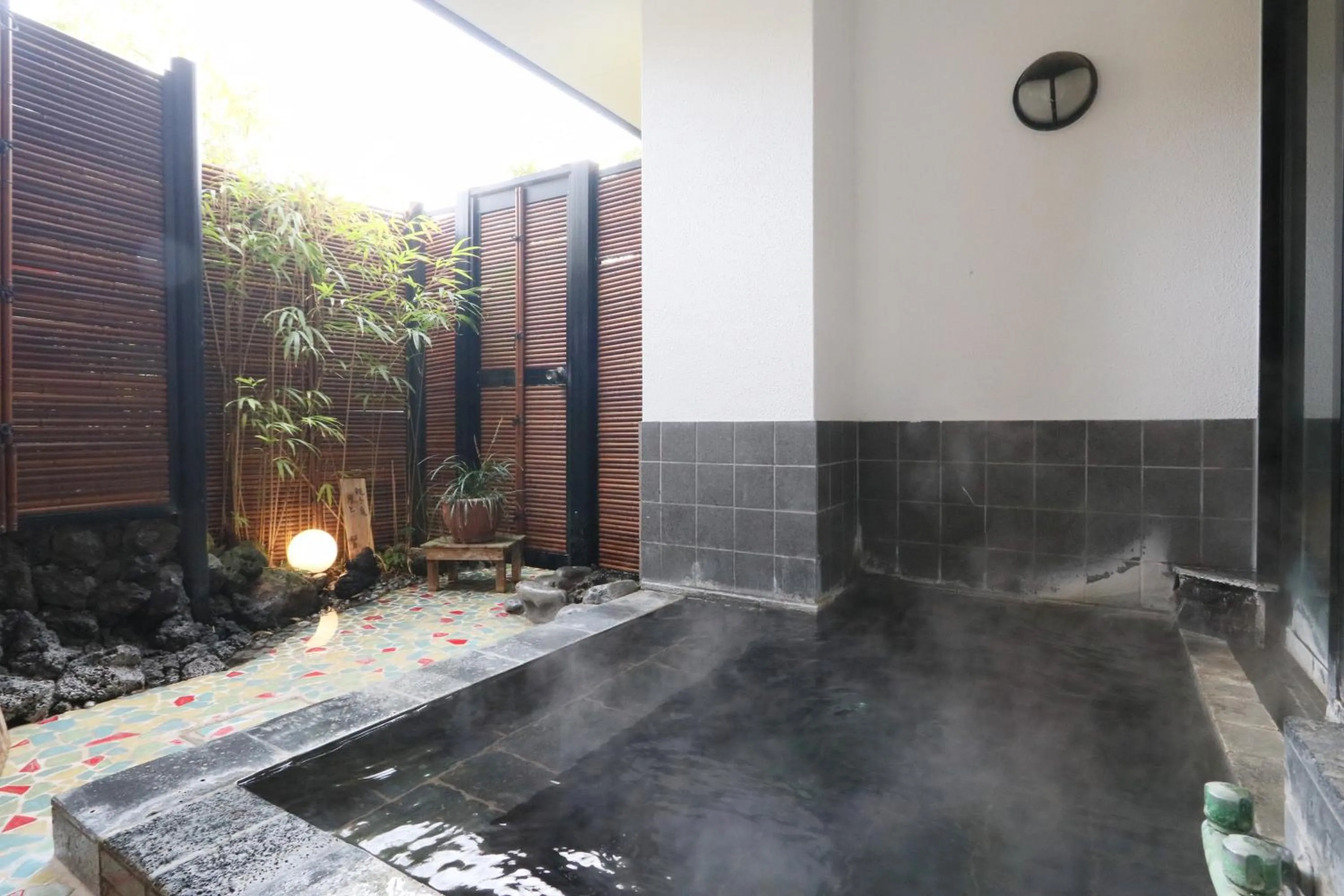Open Air Bath in Umimoto