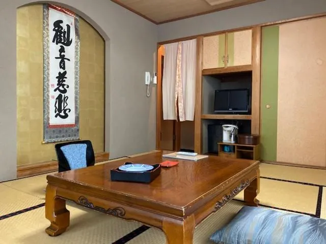 Photo of the whole room in Umimoto