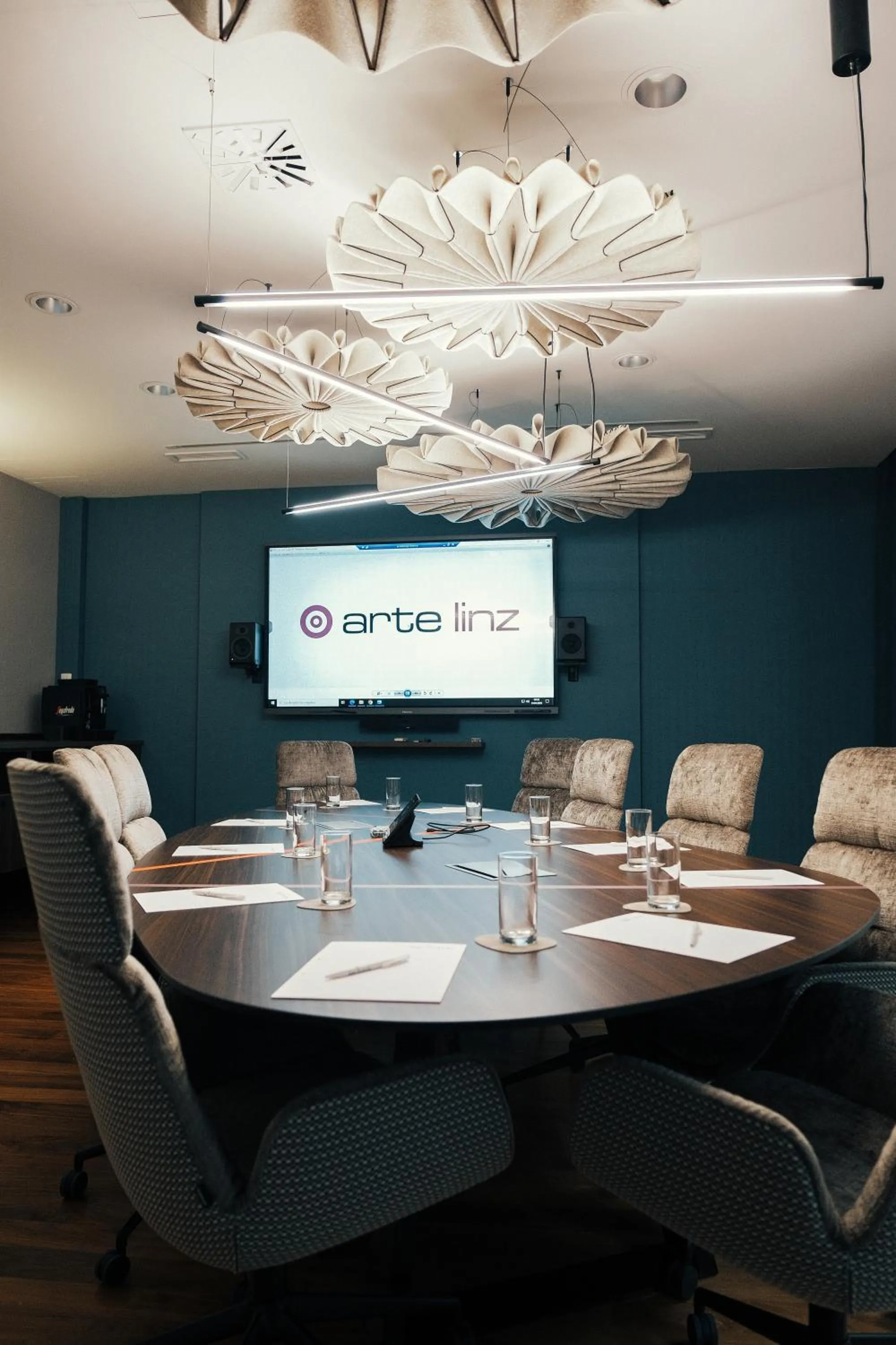 TV and multimedia in arte Hotel Linz