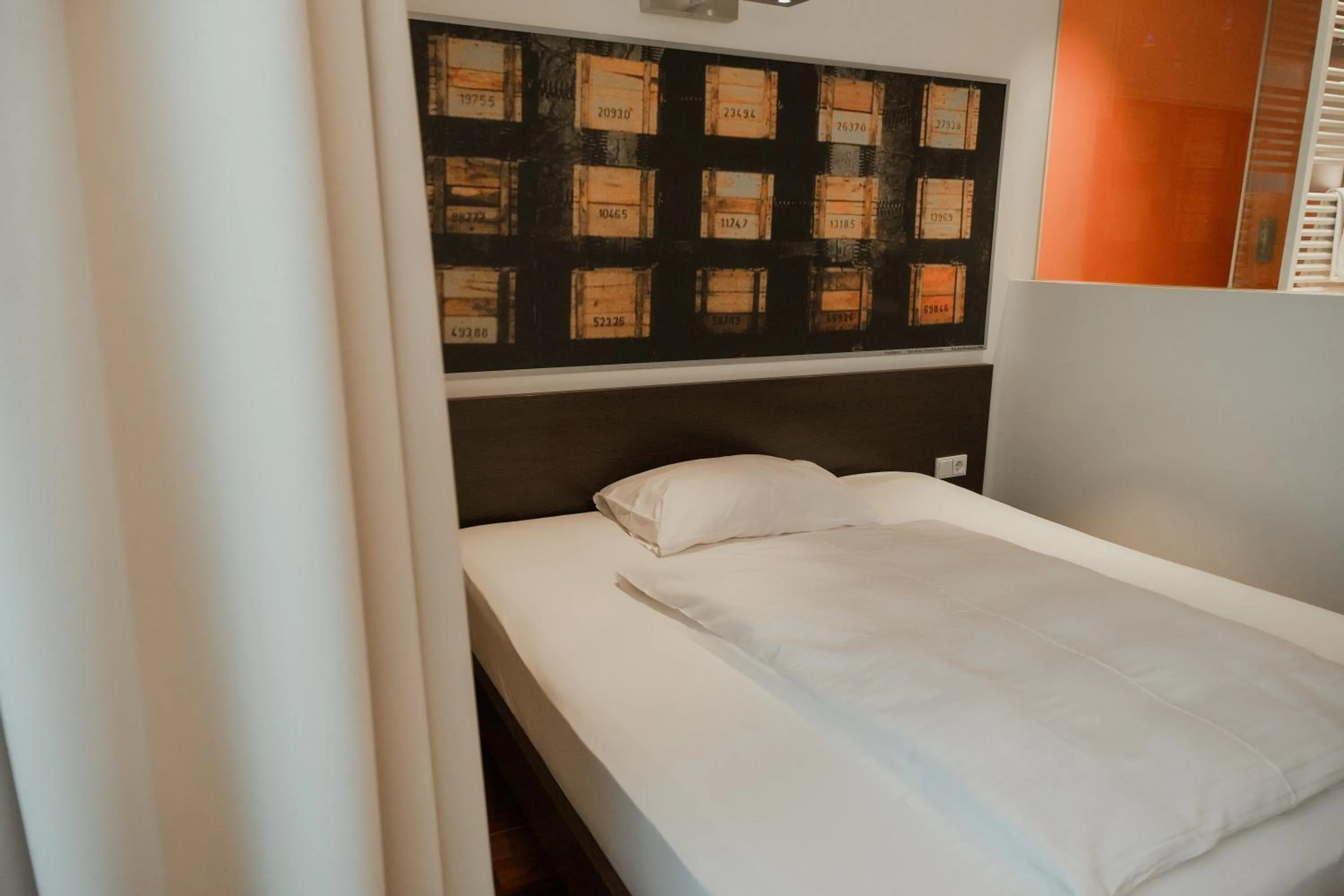 Bedroom, Bed in arte Hotel Linz