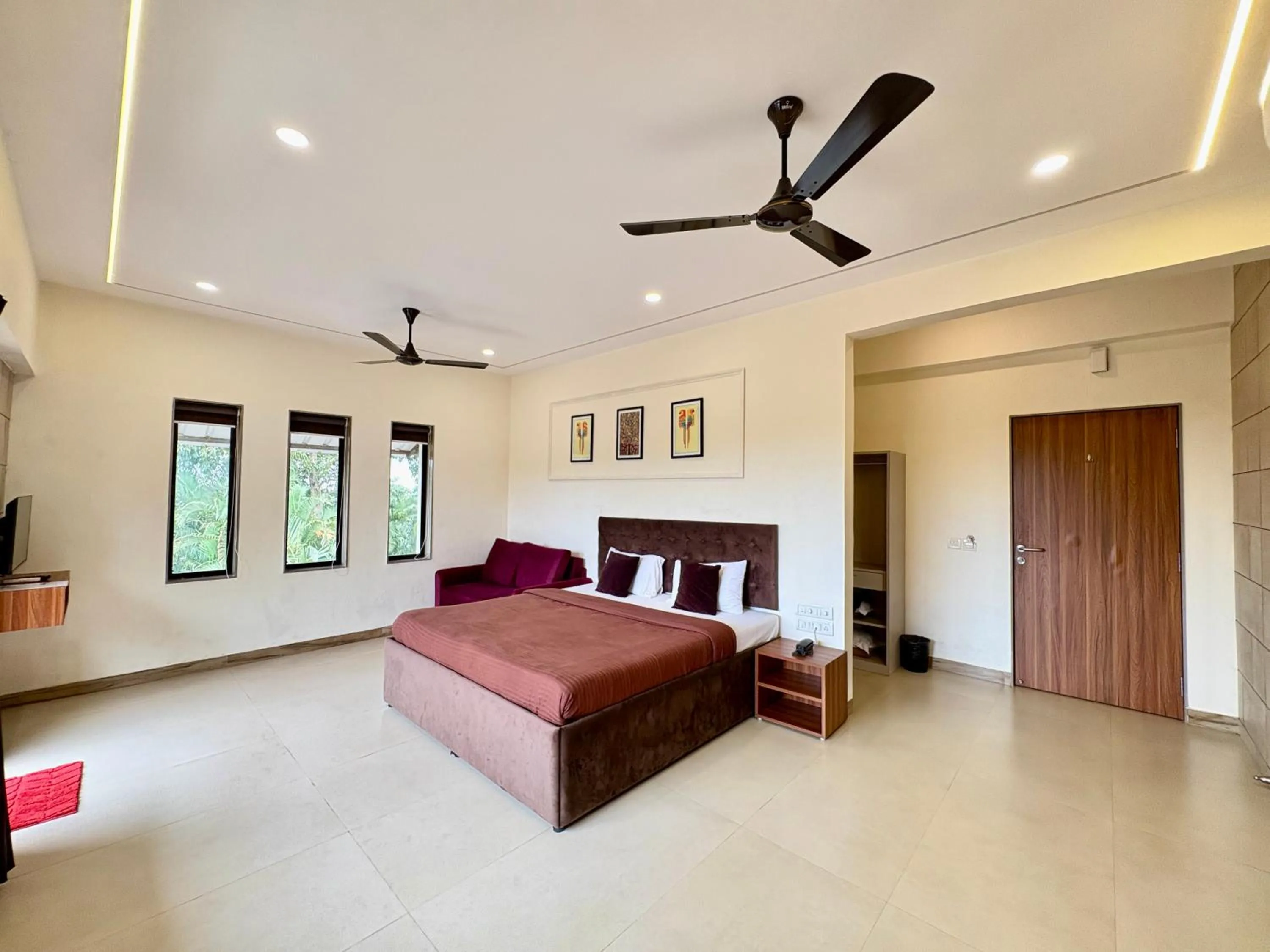 Bed in Girivihar Holiday Club - Pure Veg