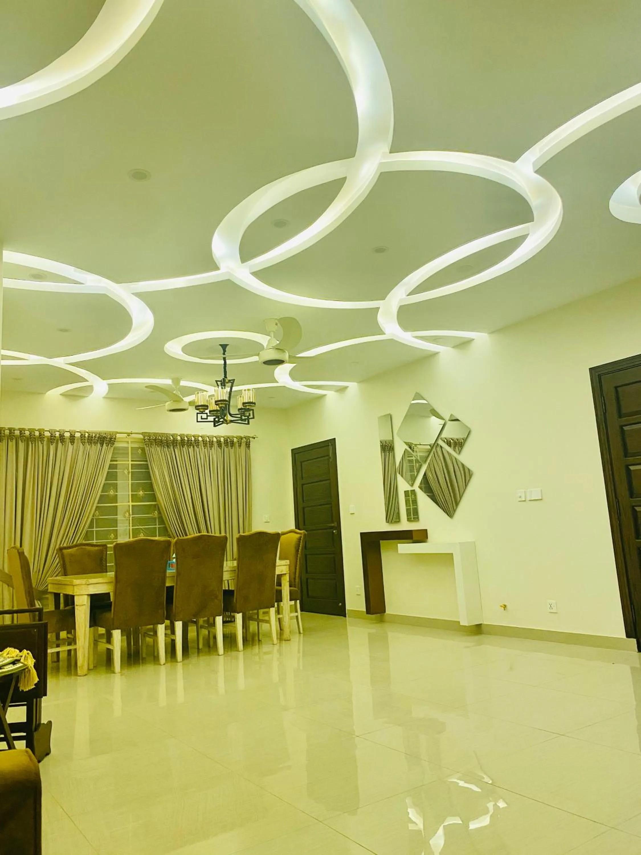 Continental boutique House