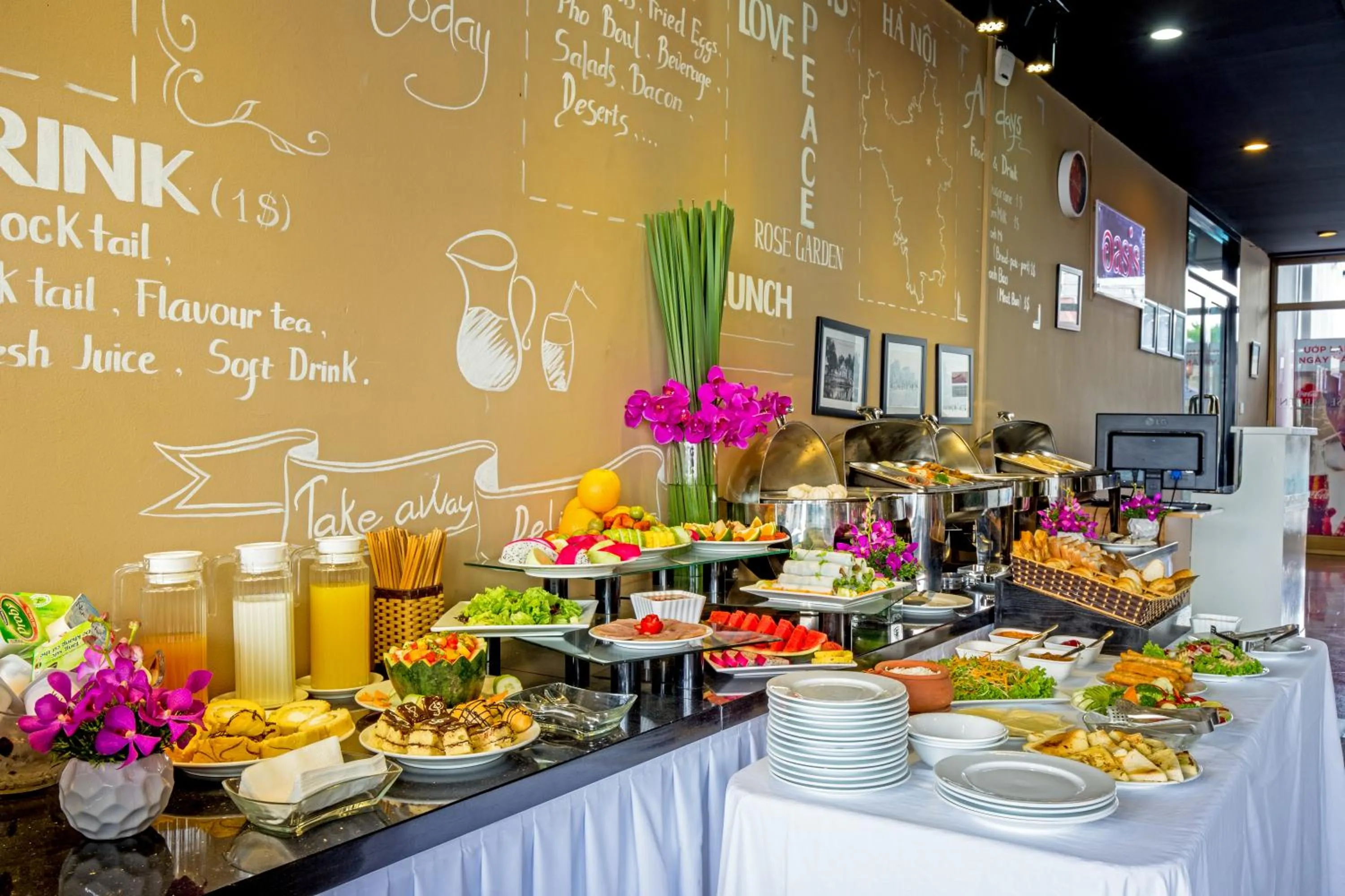 Restaurant/places to eat in Rose Garden Residences