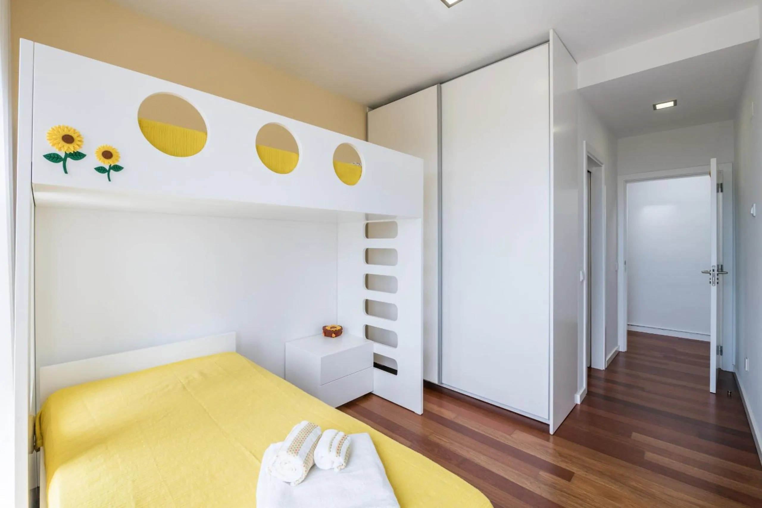 Bed in Villa Monchique