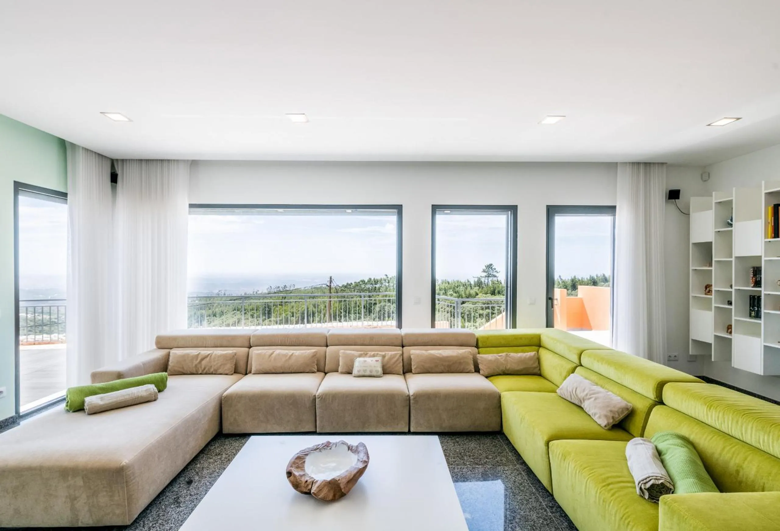 Communal lounge/ TV room in Villa Monchique