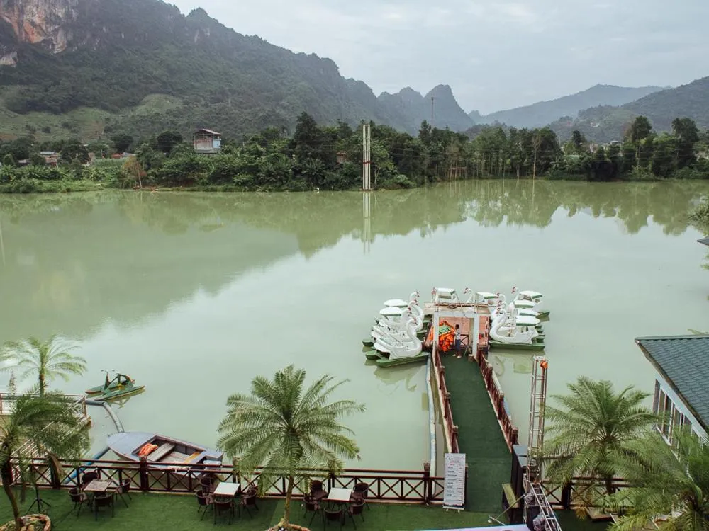 Lake view in Truong Xuan Ecolodge