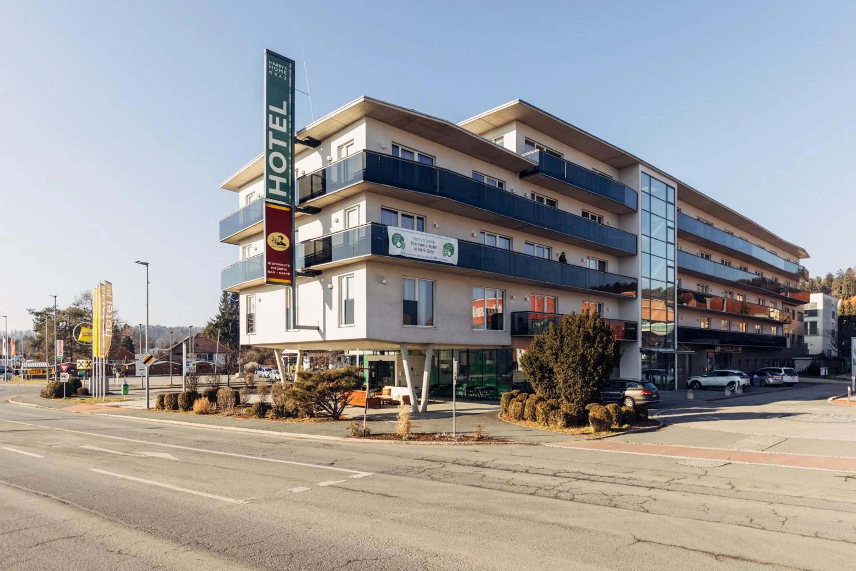 Property building in harry's home Hart bei Graz hotel & apartments