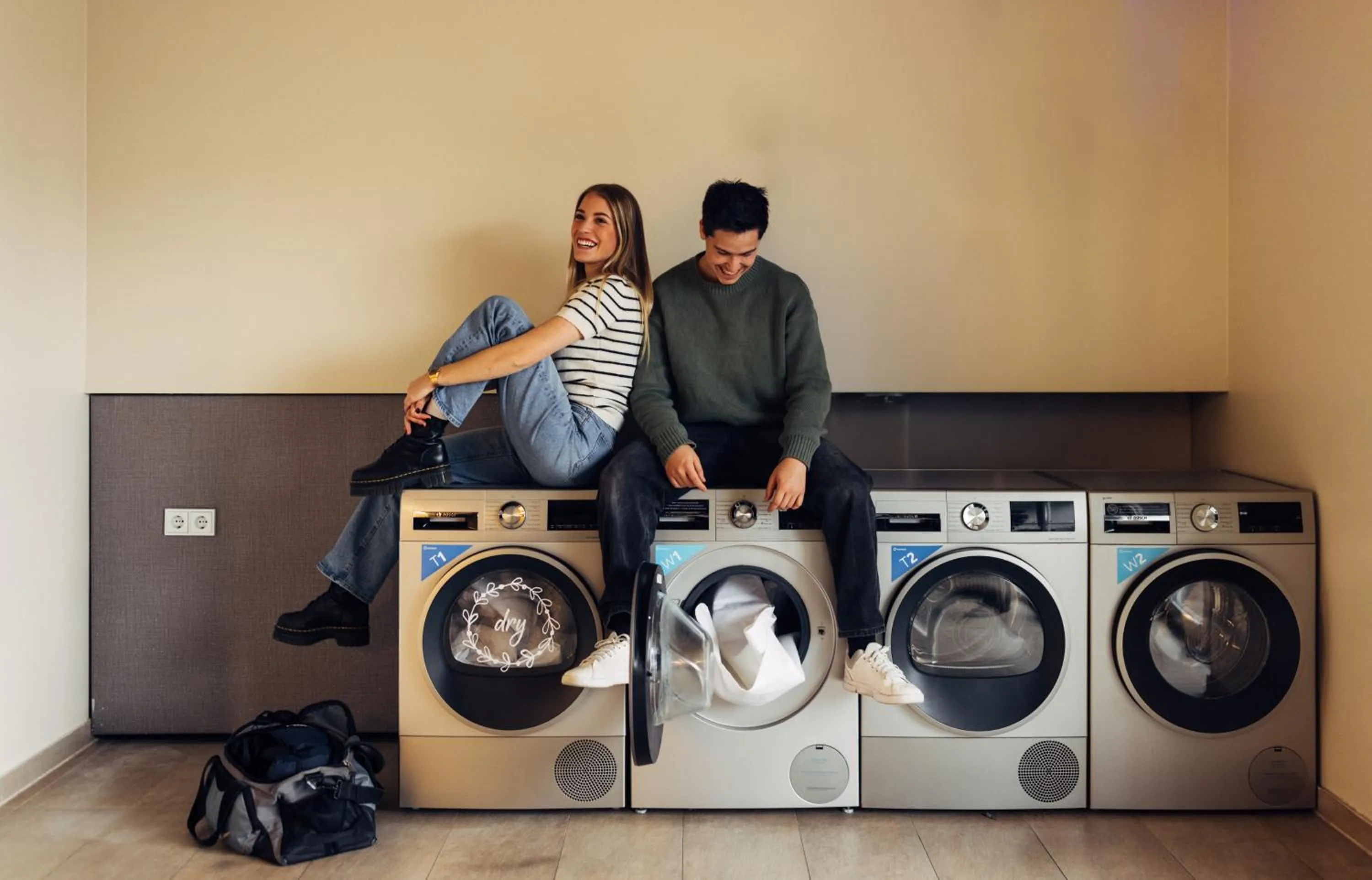 People in harry's home Hart bei Graz hotel & apartments