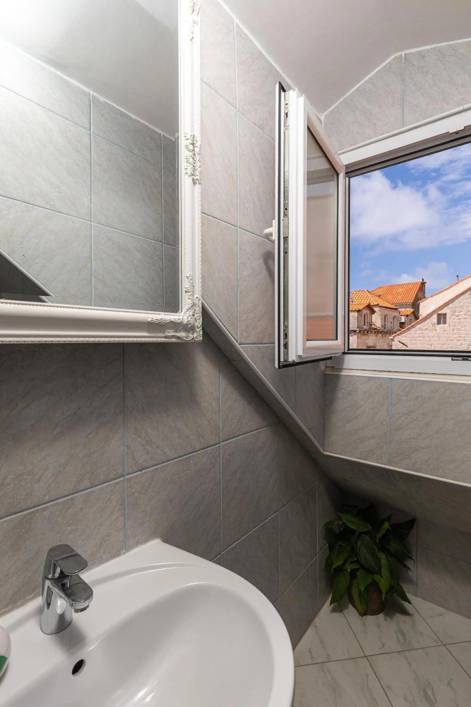 Old Town Baroque Palace Accommodation