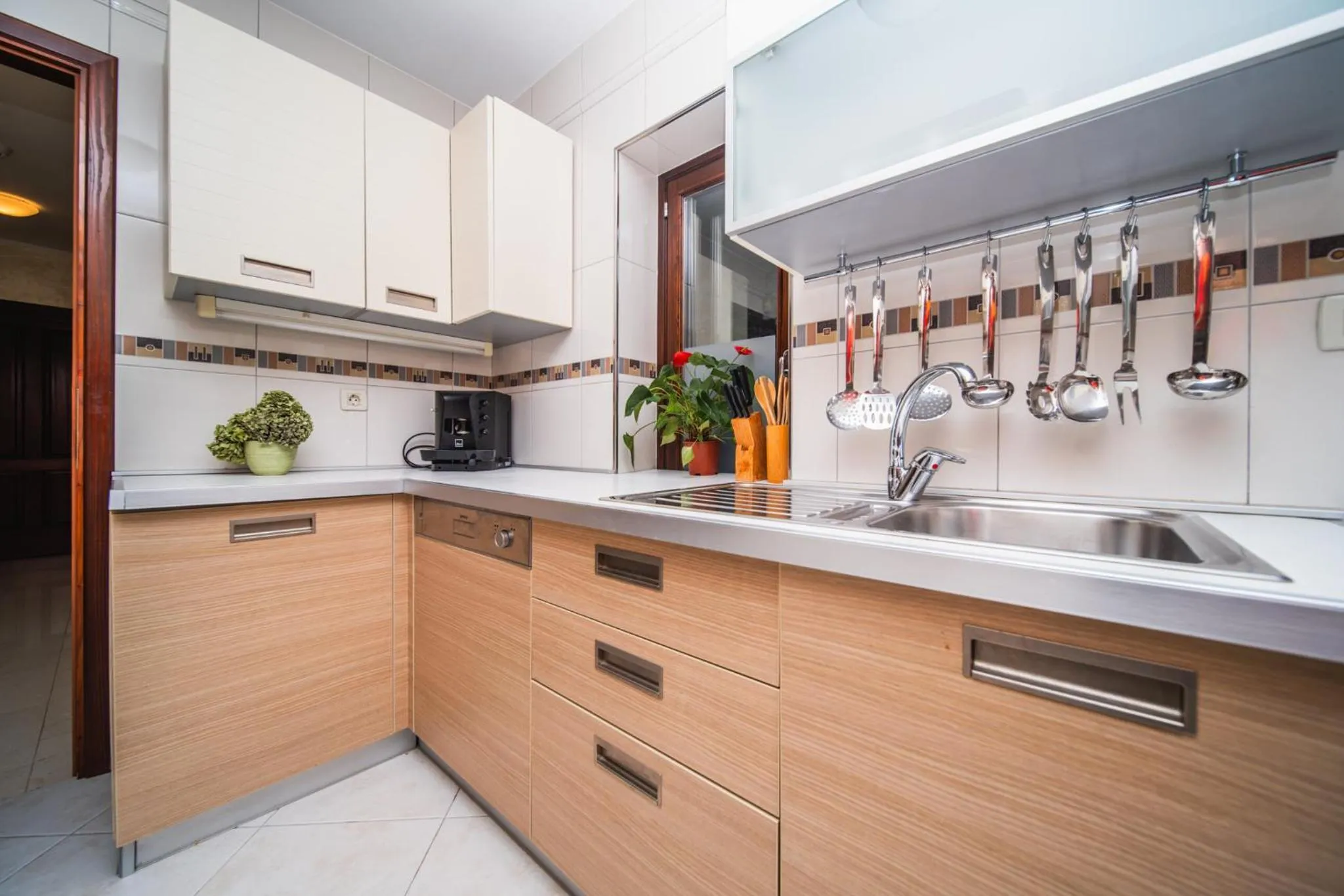 Kitchen or kitchenette in Villa Franica