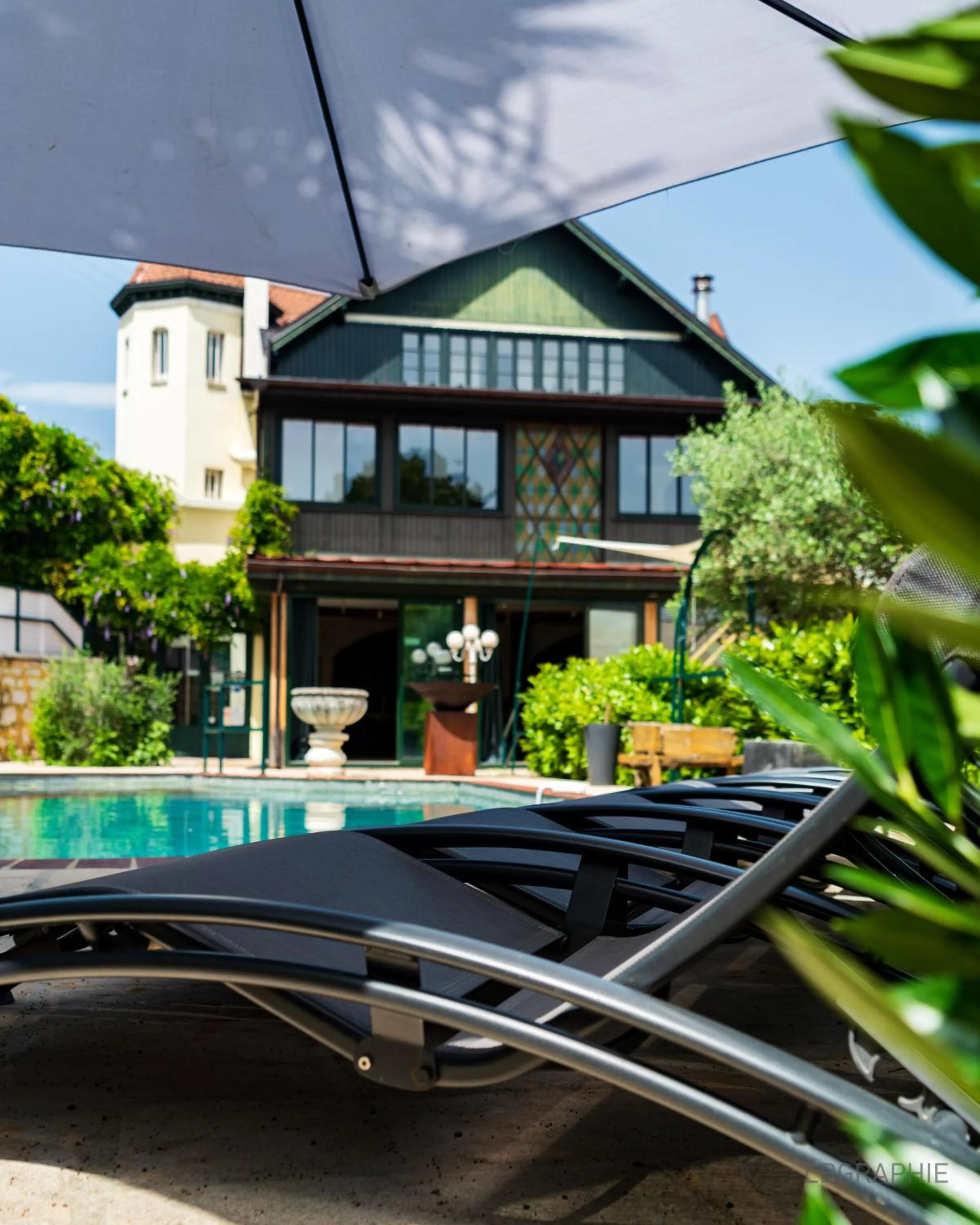 Property building in La Maison cachée du PAVILLON BELLEVUE