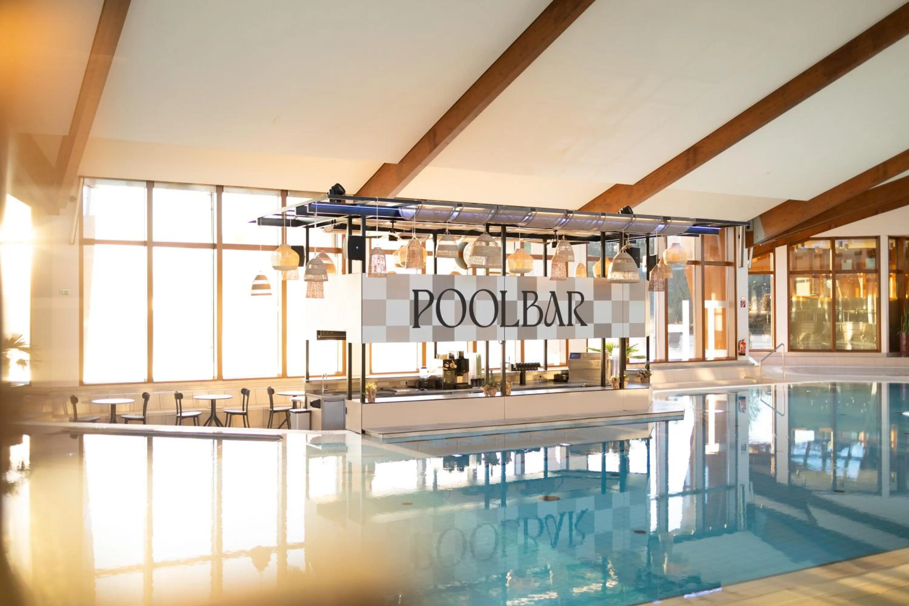 Hot Spring Bath in Hotel Vier Jahreszeiten Loipersdorf