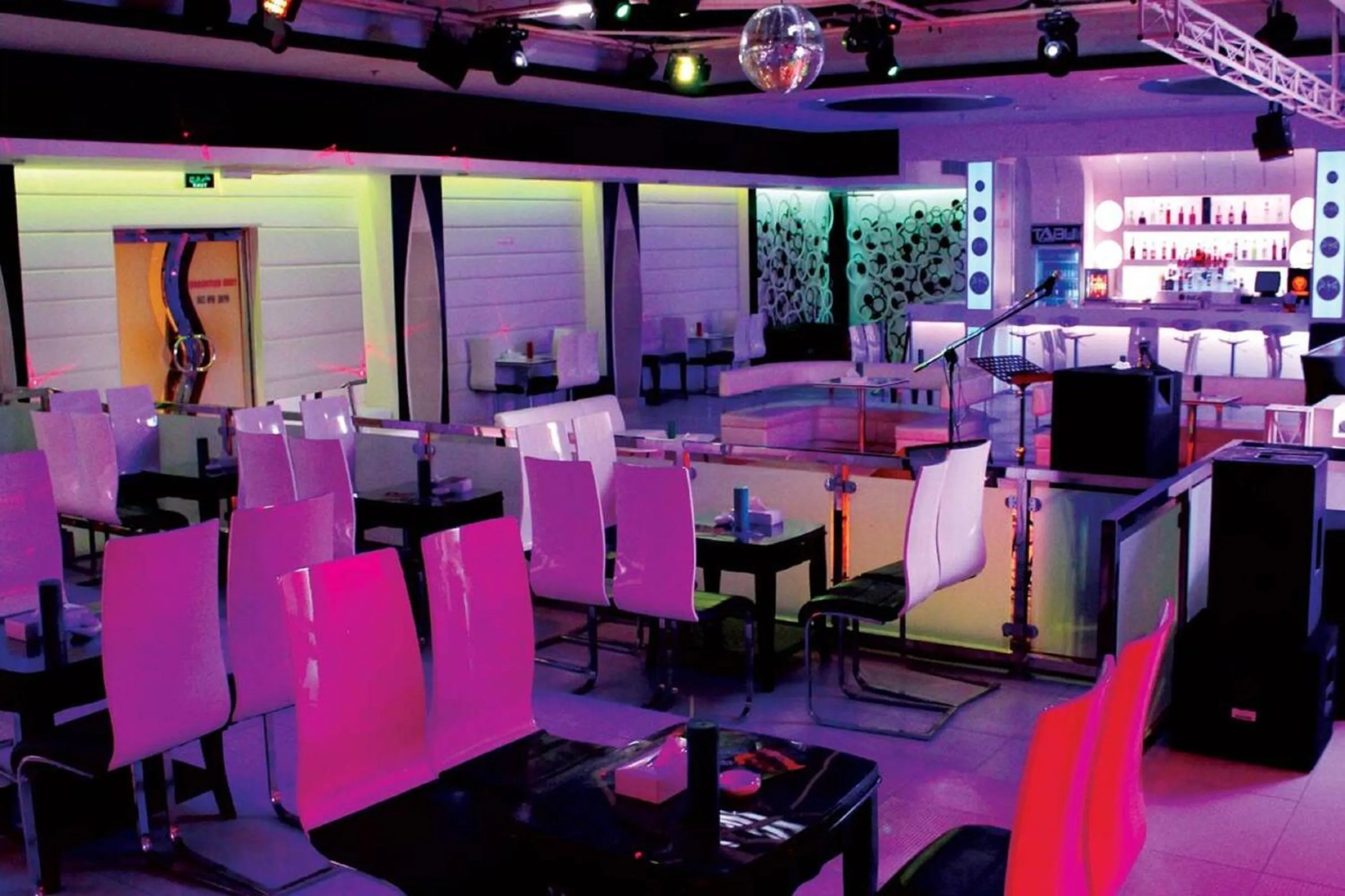 Restaurant/places to eat in Panorama Hotel and Spa