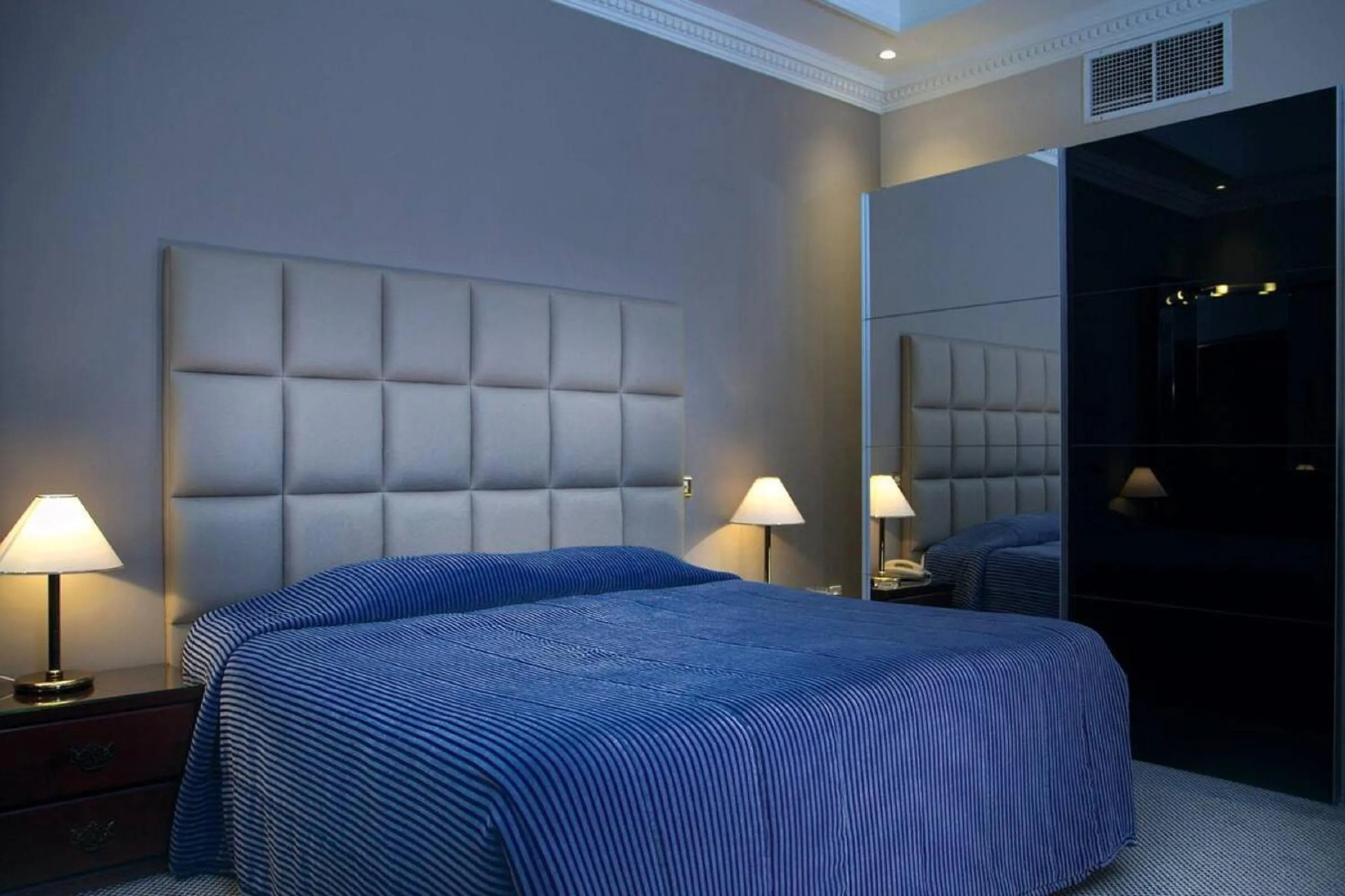 Bed in Panorama Hotel and Spa