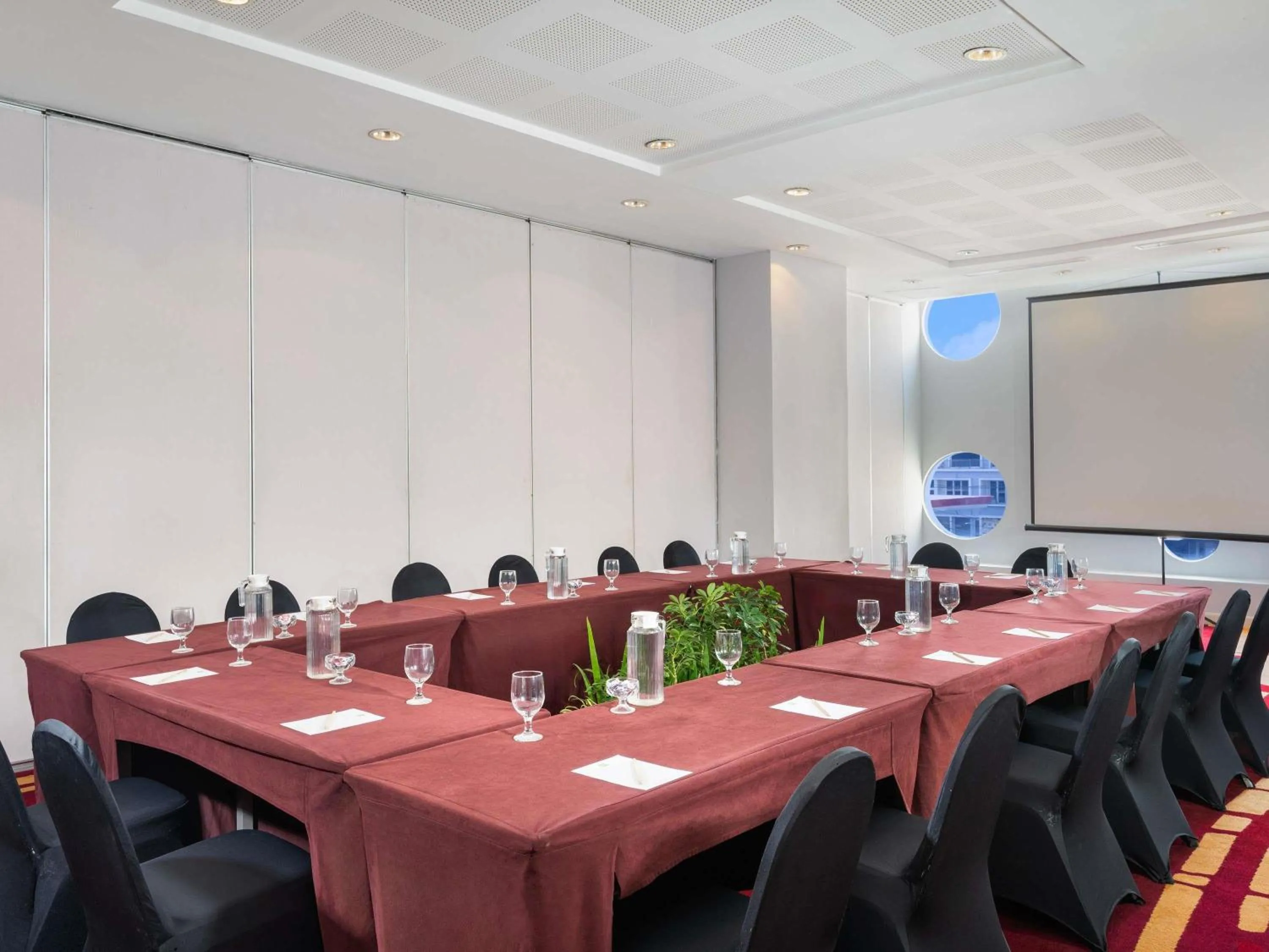 Meeting/conference room in Ibis Styles Malang