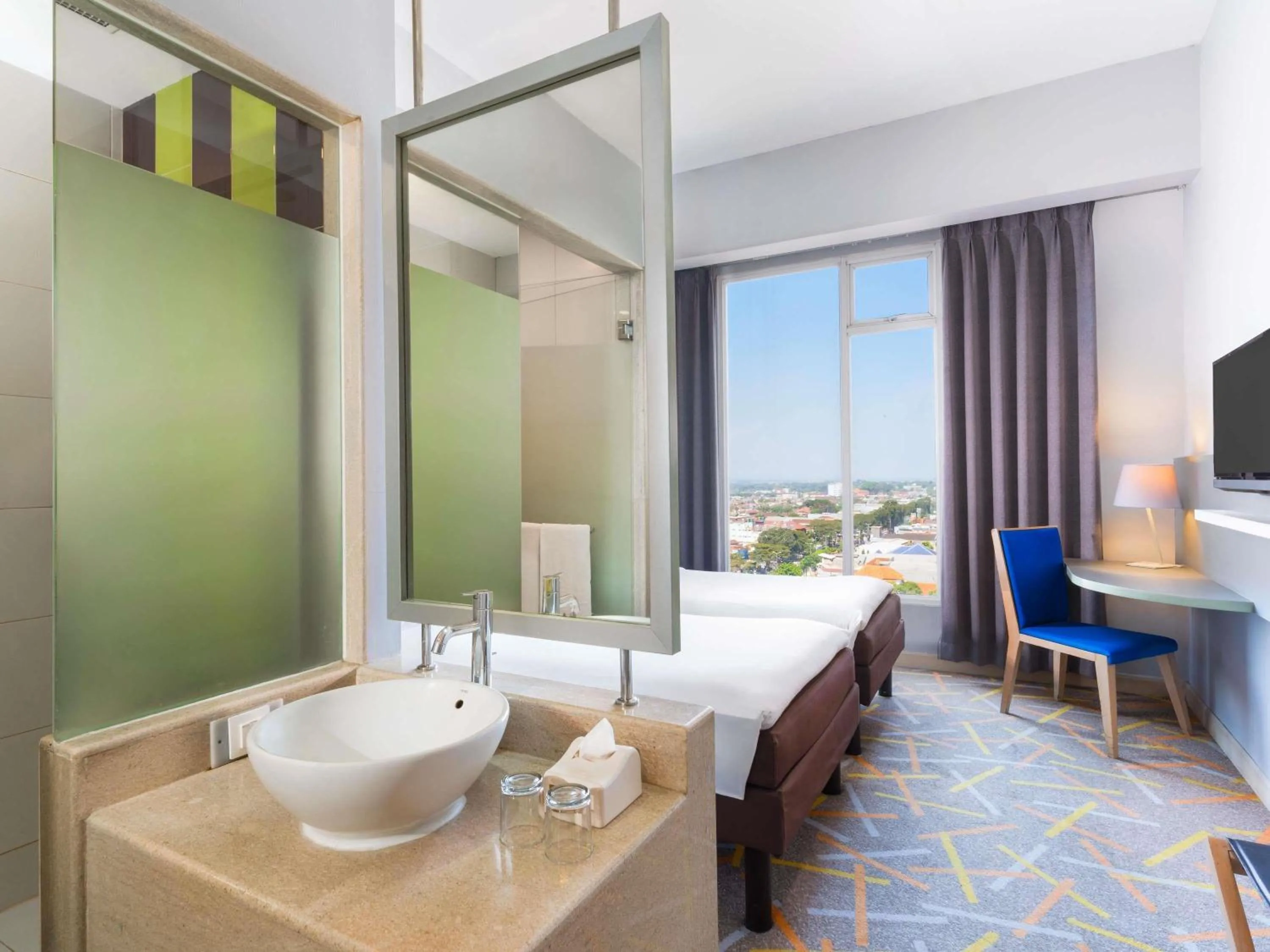 Bedroom, Bed in Ibis Styles Malang