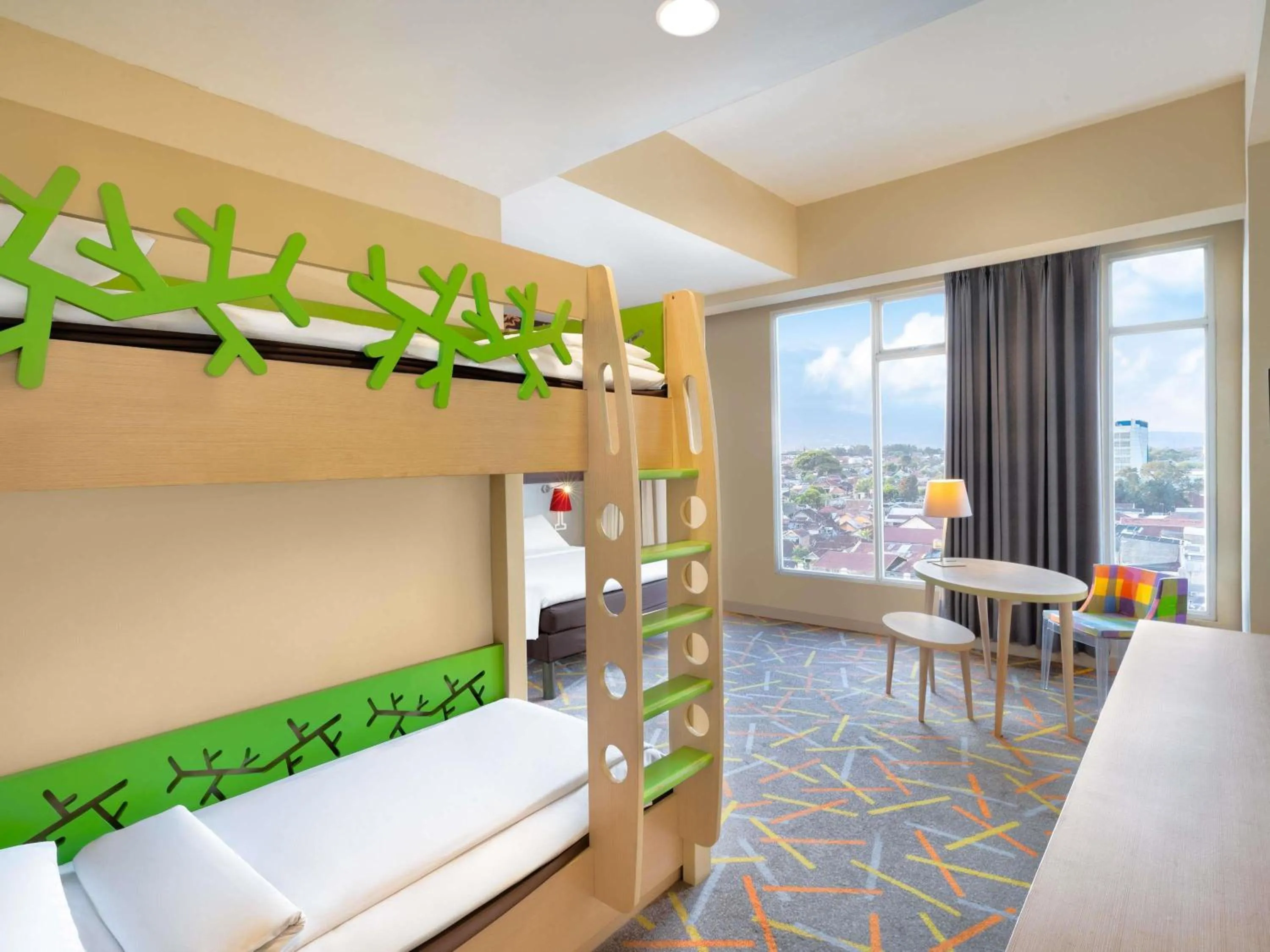 Bedroom, Bed in Ibis Styles Malang
