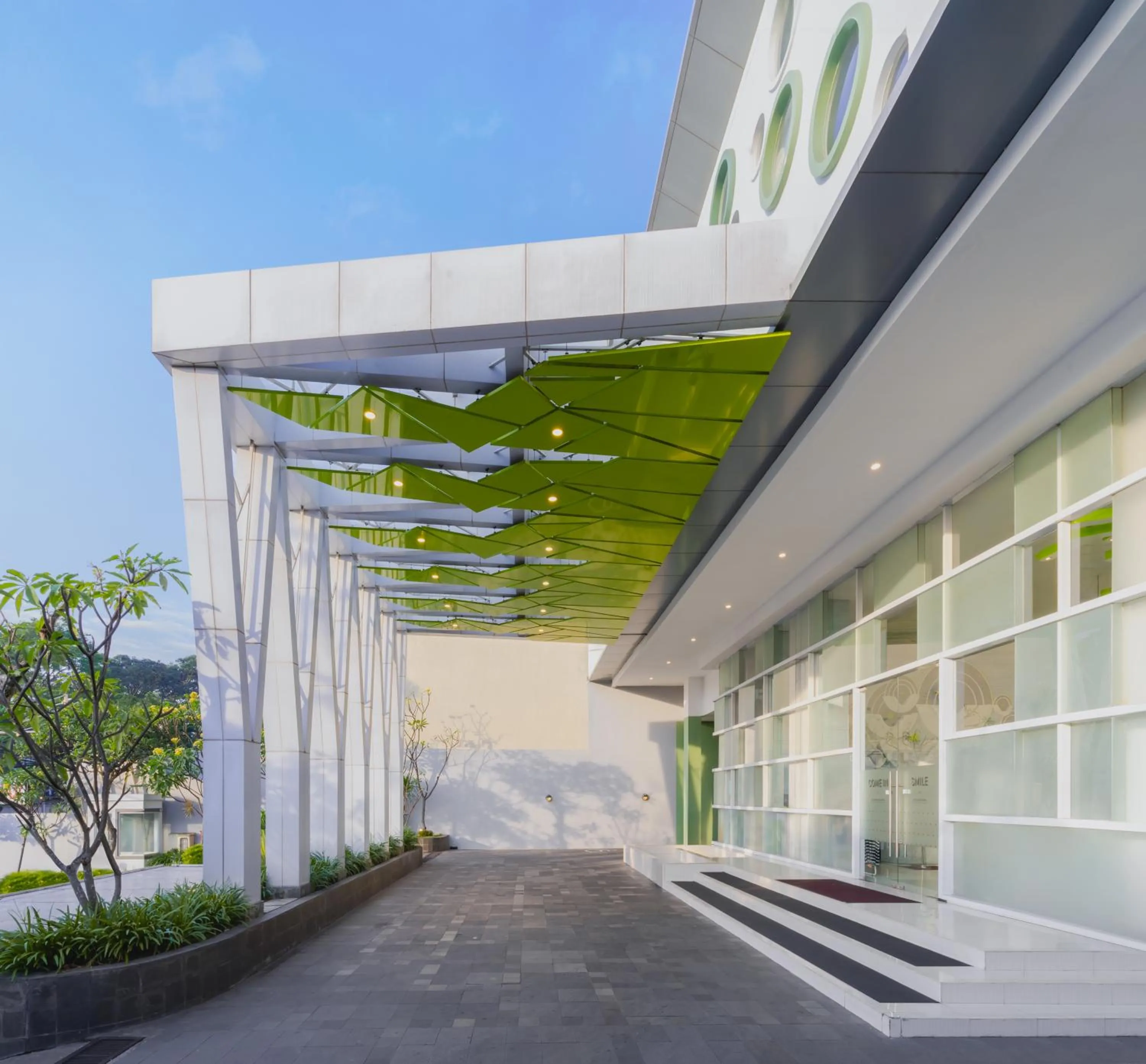 Facade/entrance in Ibis Styles Malang