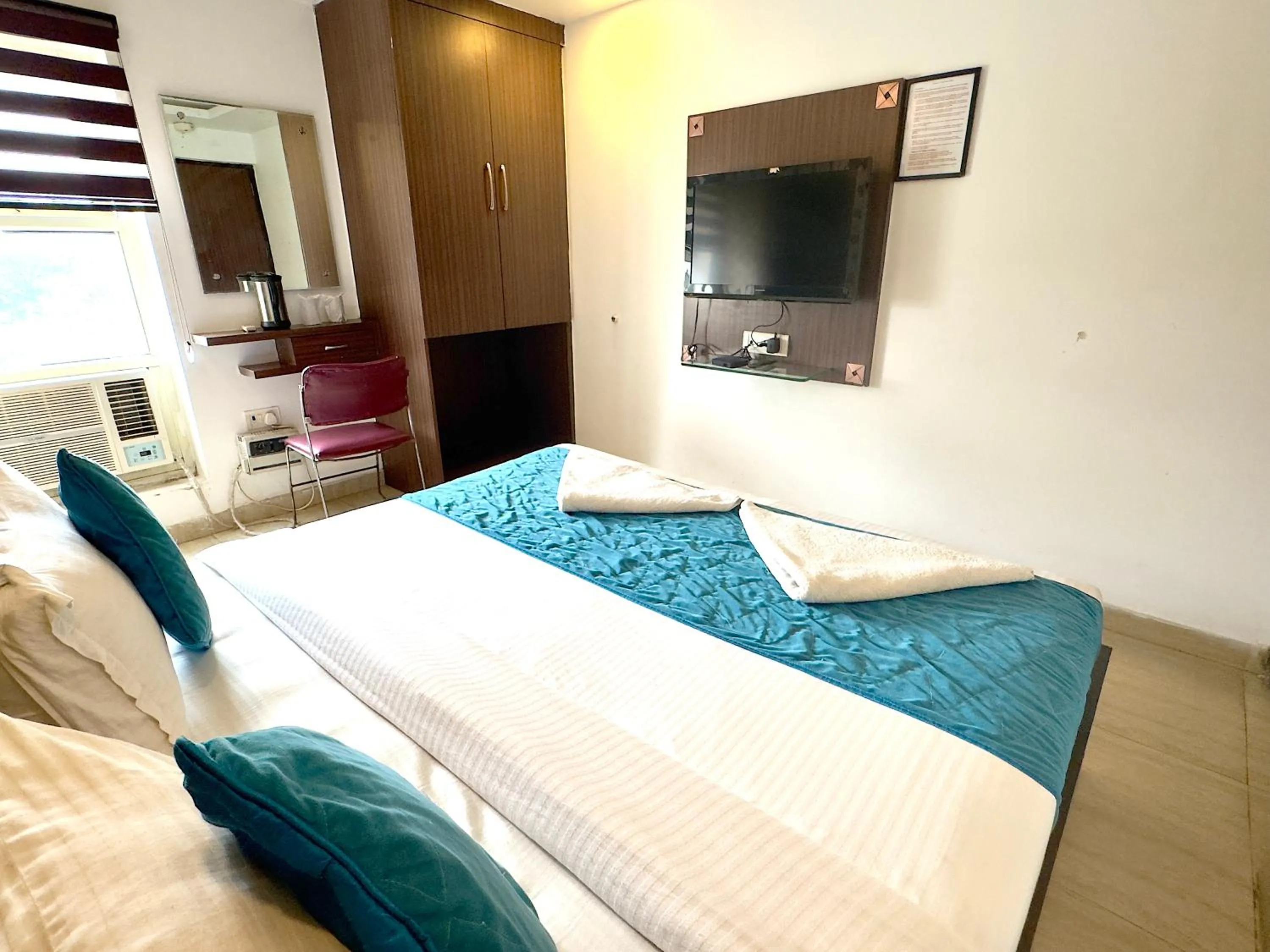 View (from property/room), Bed in Hotel Pawan Plaza - Near BLK and Ganga Ram Hospital - Karol Bagh