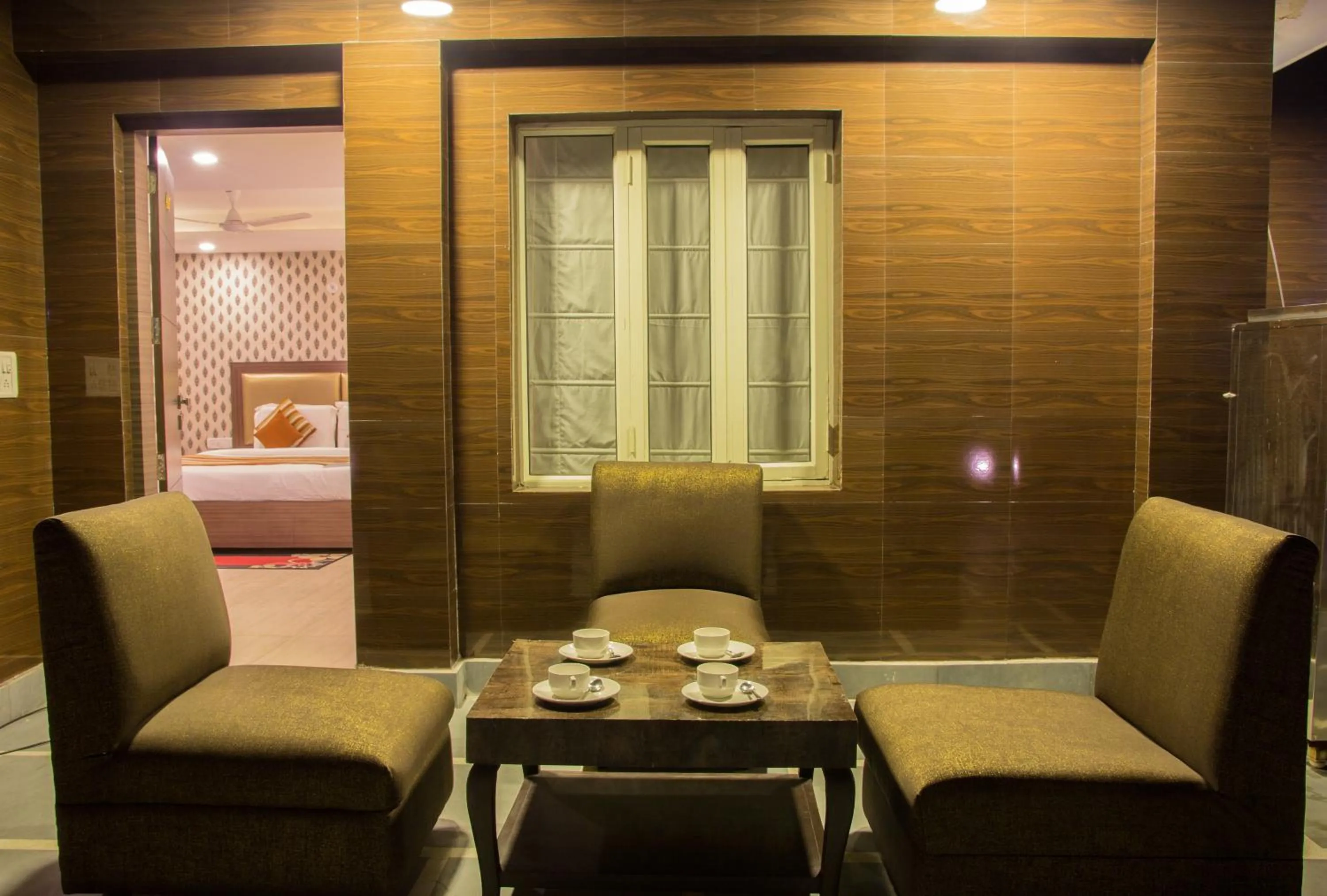 Restaurant/places to eat in Hotel Pawan Plaza - Near BLK and Ganga Ram Hospital - Karol Bagh