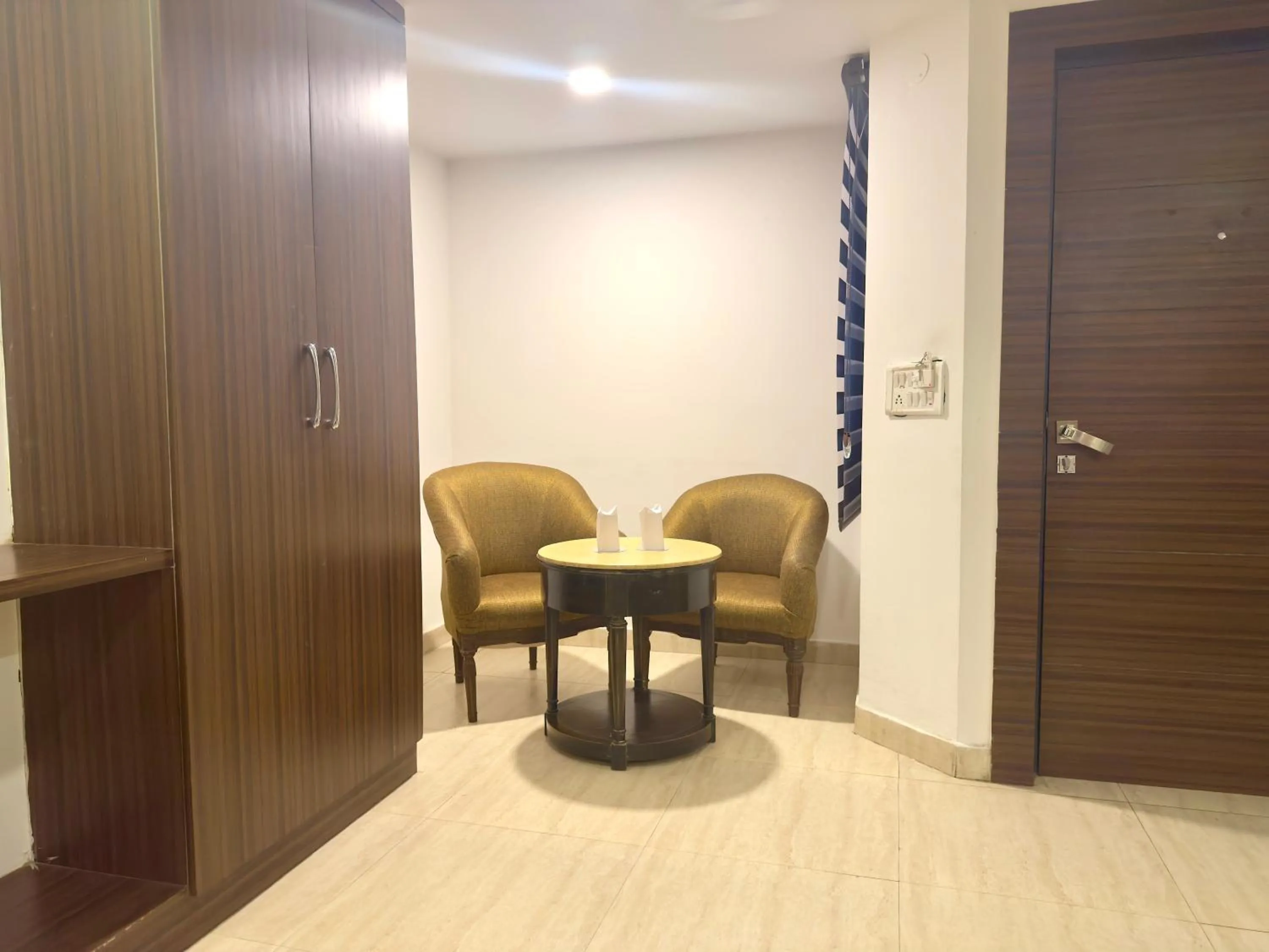 Dining area in Hotel Pawan Plaza - Near BLK and Ganga Ram Hospital - Karol Bagh