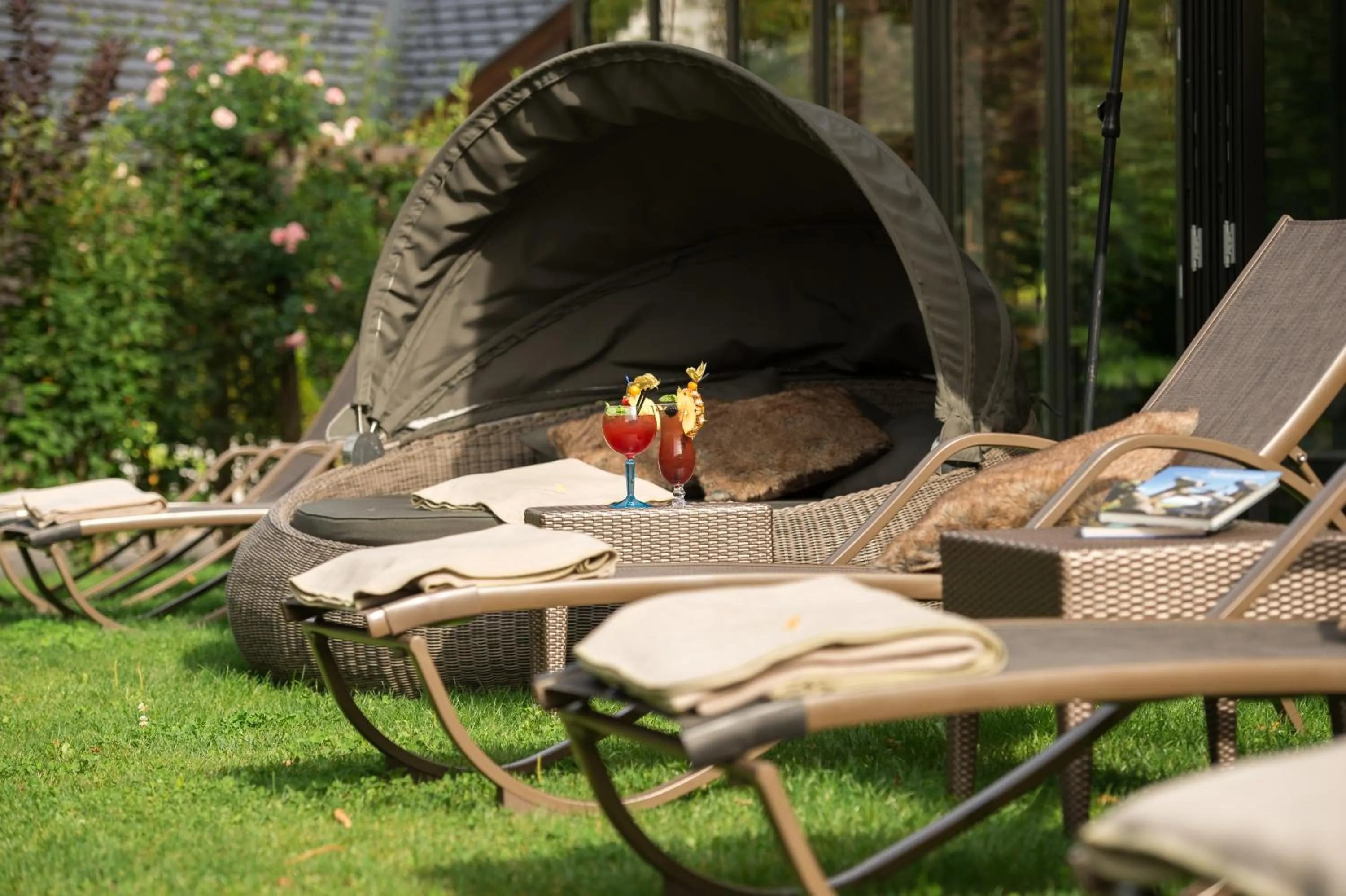 Garden in Aktivhotel Alpendorf