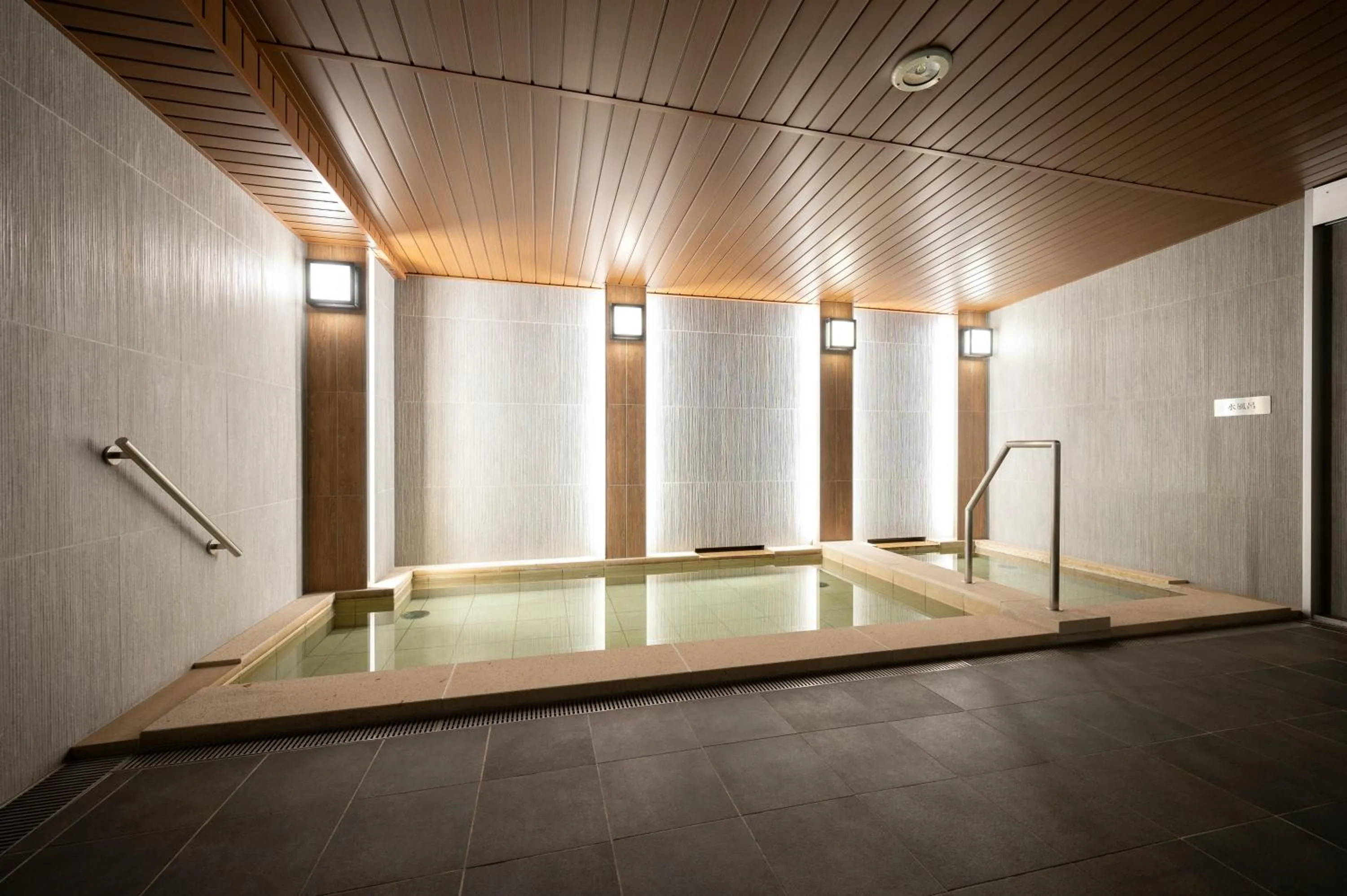 Torifito Hotel & Pod Kanazawa