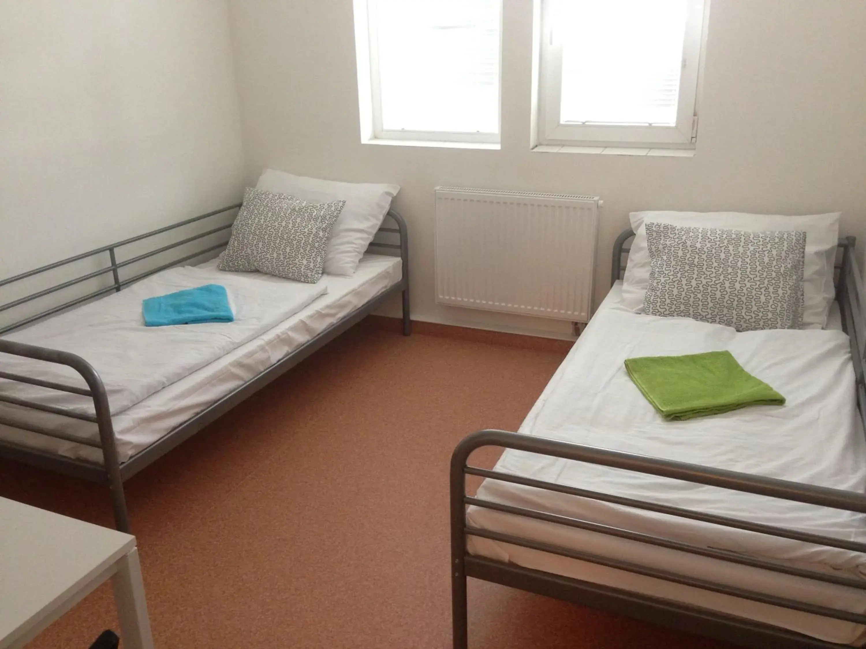 Bed in 2-Bed Dormitory Room in Hostel BOHEMIA Bed in 2-Bed Dormitory Room in Hostel BOHEMIA