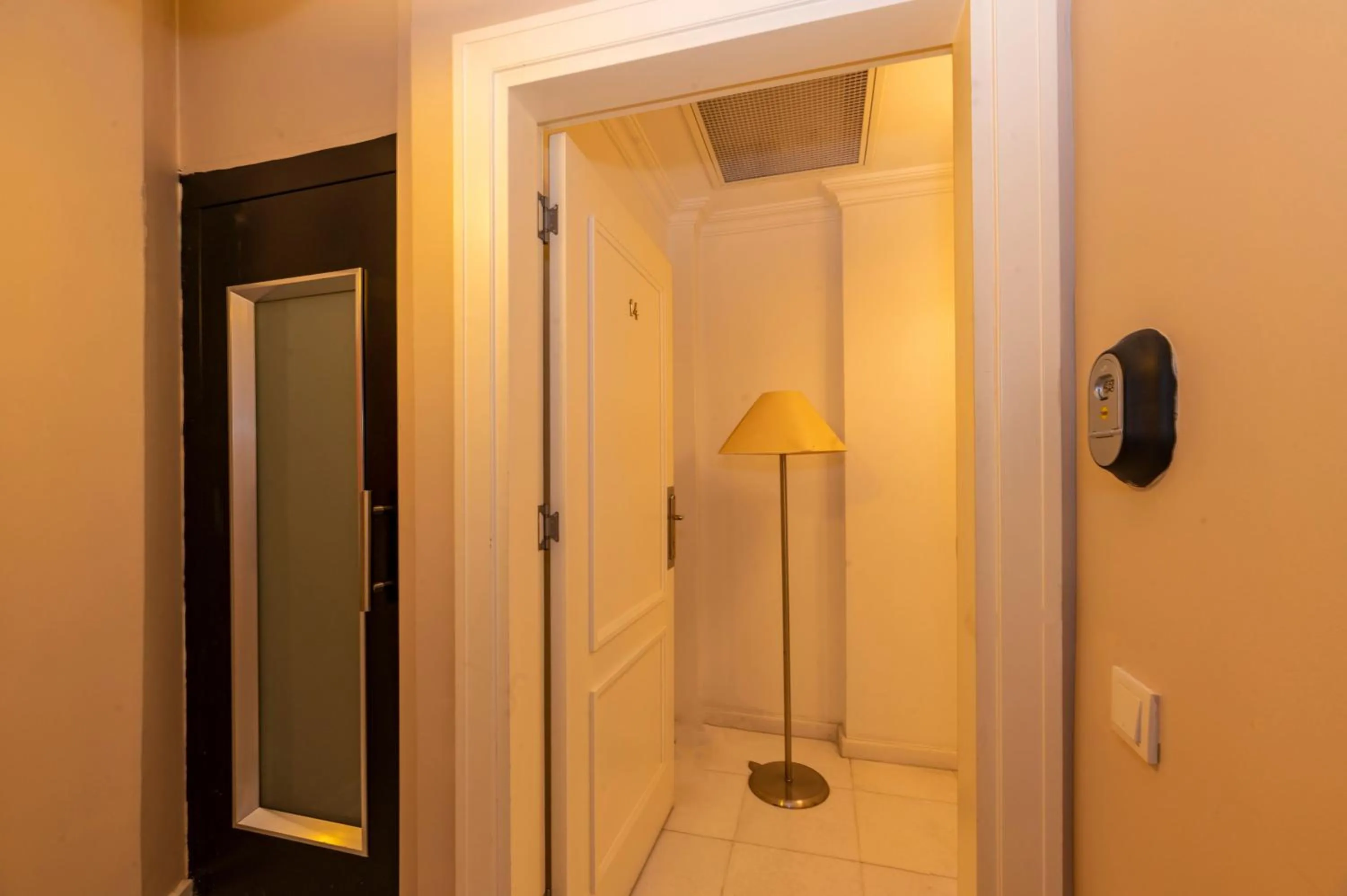 elevator, Bathroom in Pera Line Cihangir