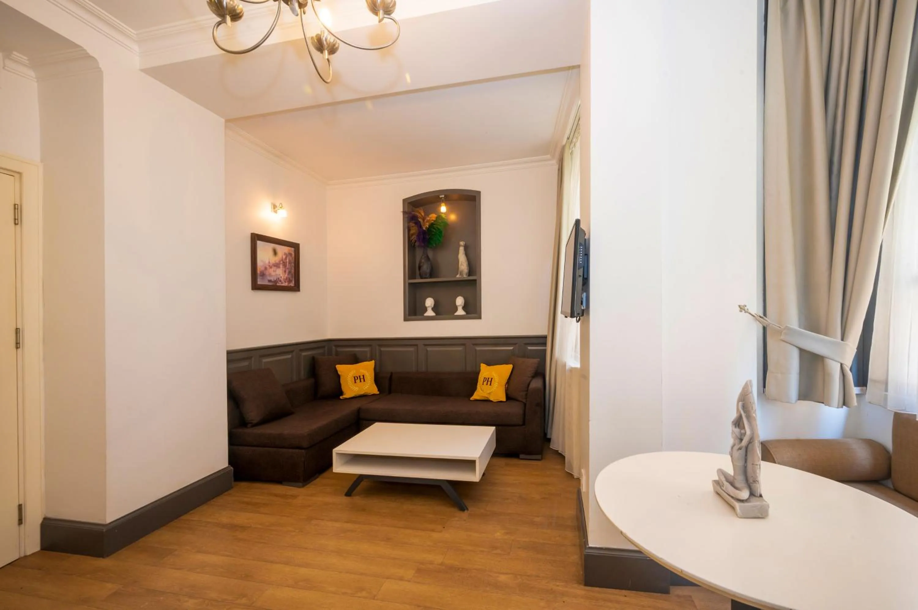 Living room, Seating Area in Pera Line Cihangir