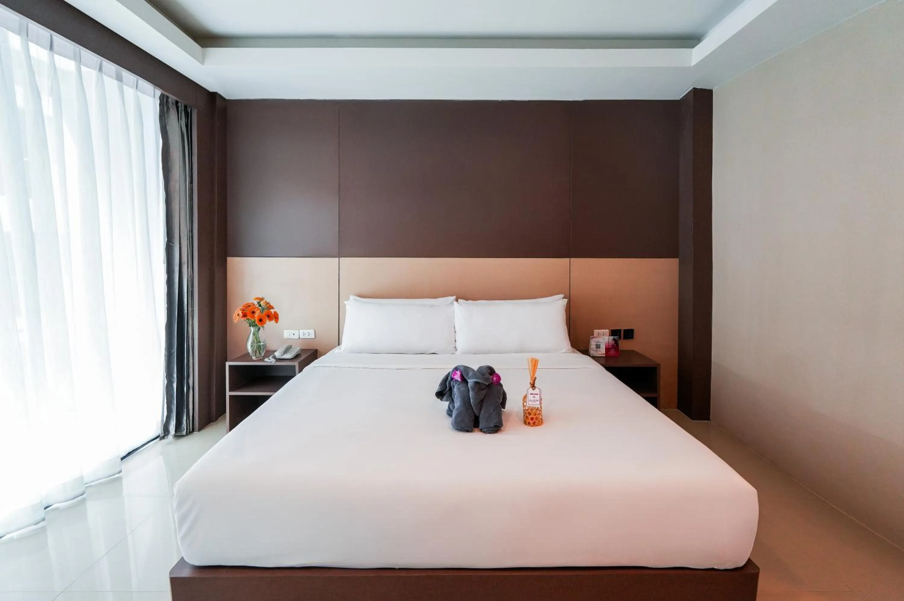 Bedroom, Bed in GLOW Pattaya