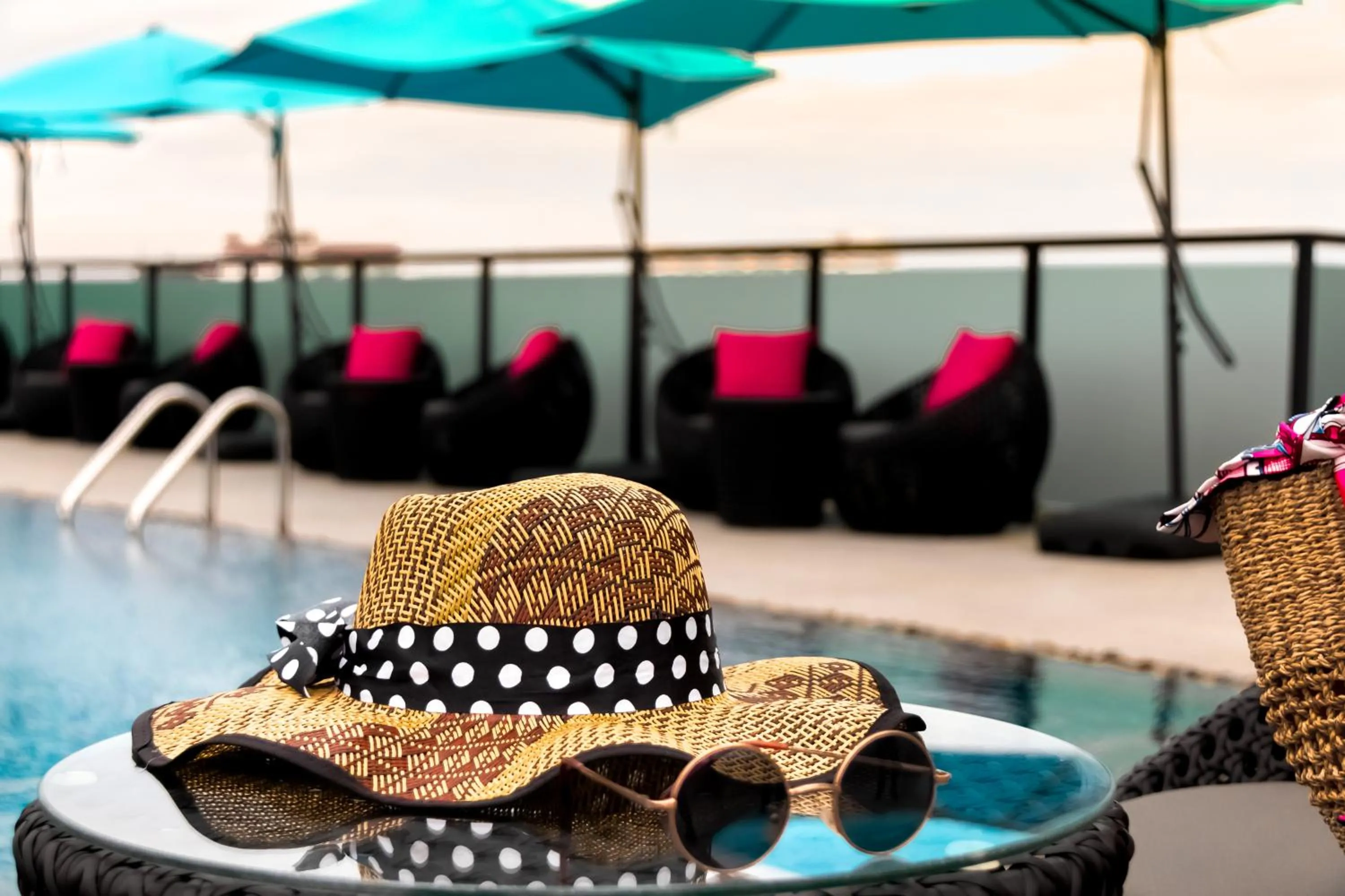 Lounge or bar in GLOW Pattaya