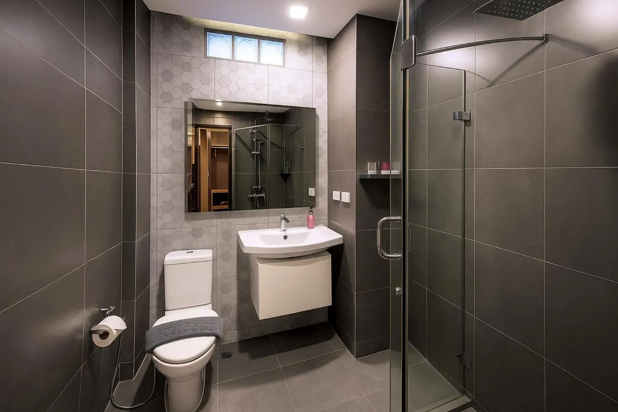 Superior Twin Room with City View in GLOW Pattaya Superior Twin Room with City View in GLOW Pattaya