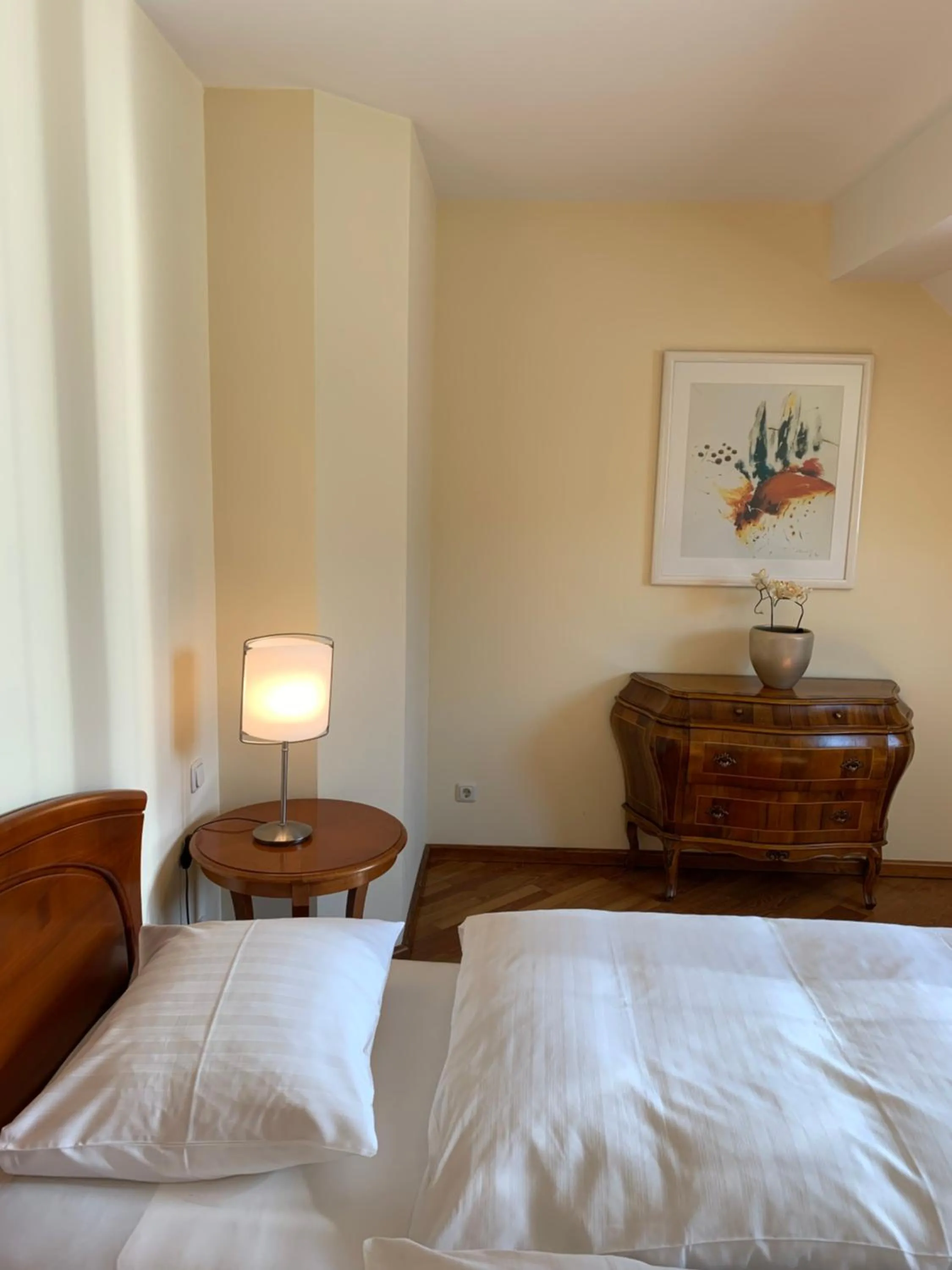 Bed in Hotel Csejtei