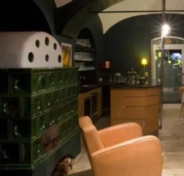 Lounge or bar in Hotel Csejtei