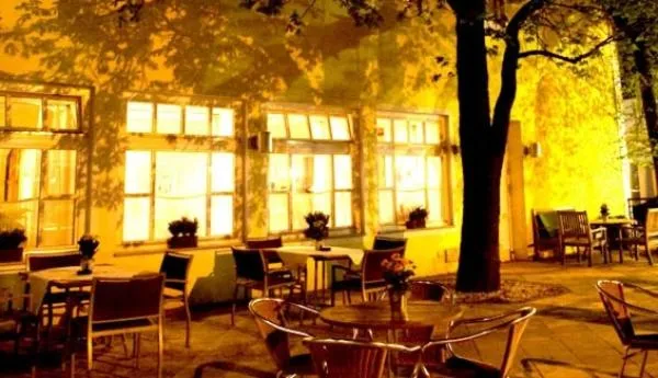 Facade/entrance in Hotel Csejtei