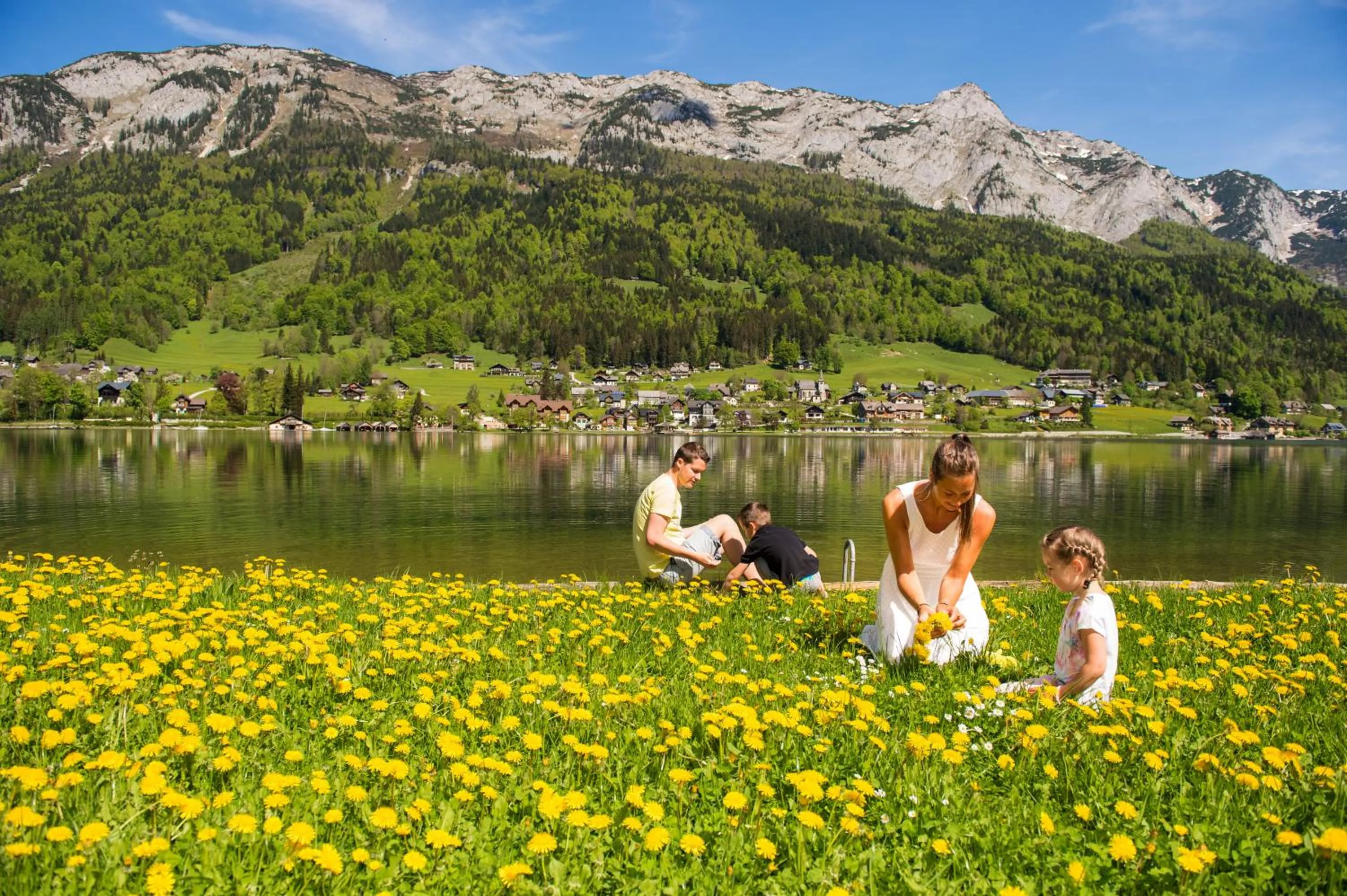 children in MONDI Hotel am Grundlsee