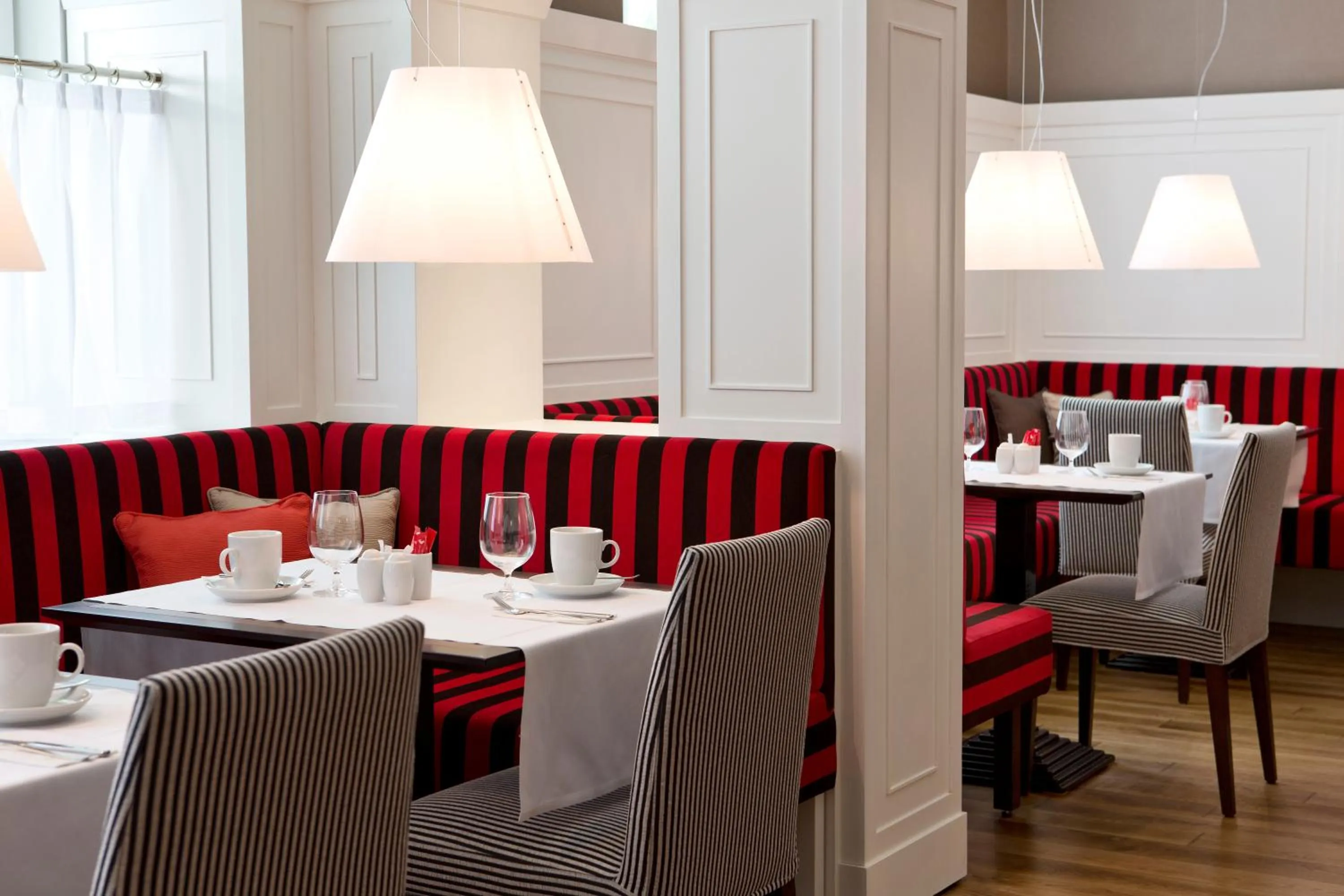 Restaurant/places to eat in The Harmonie Vienna, BW Premier Collection