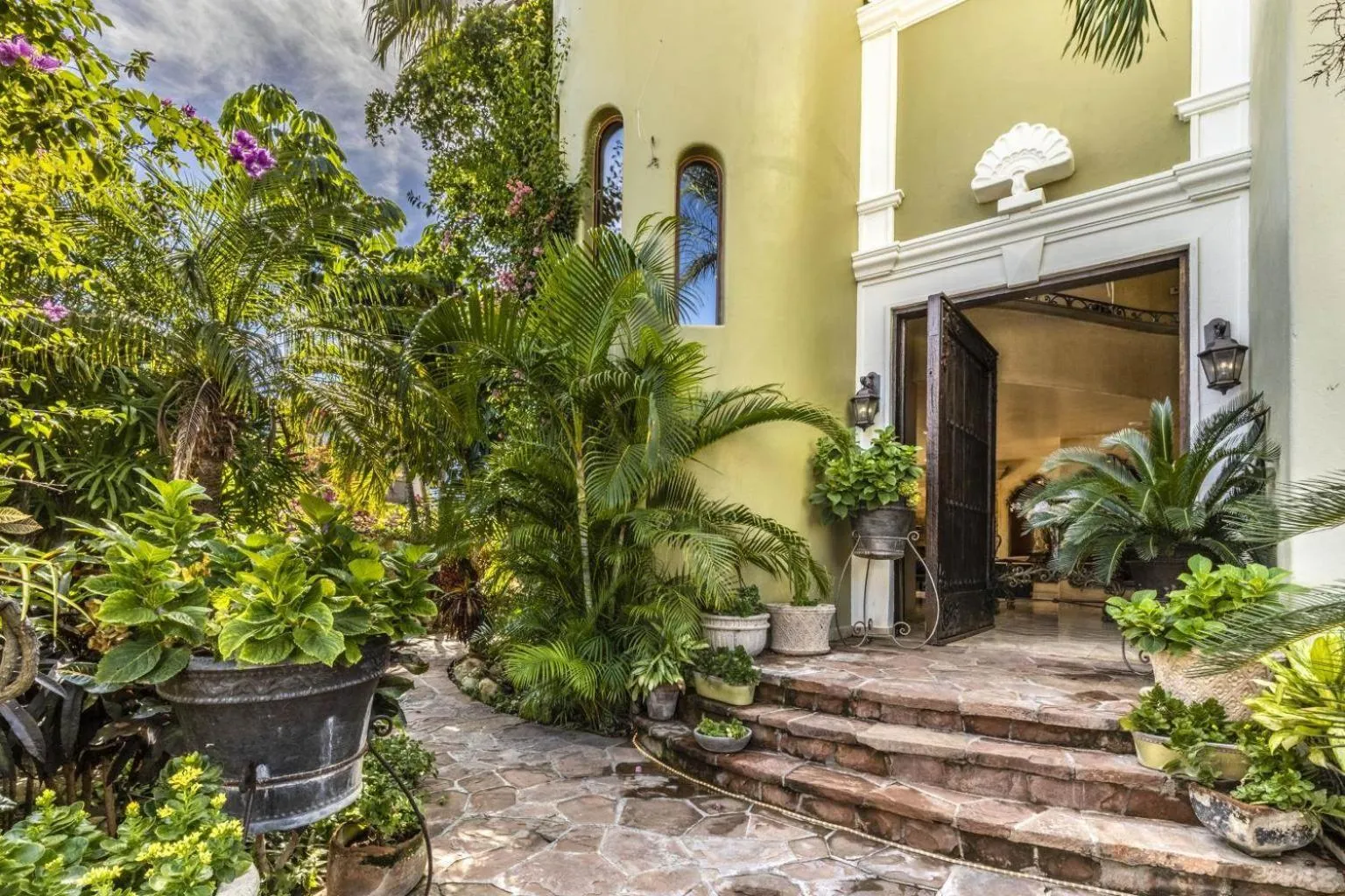 Villa Lucia Arch and Lands End Views - 4200 sq ft Luxury Villa