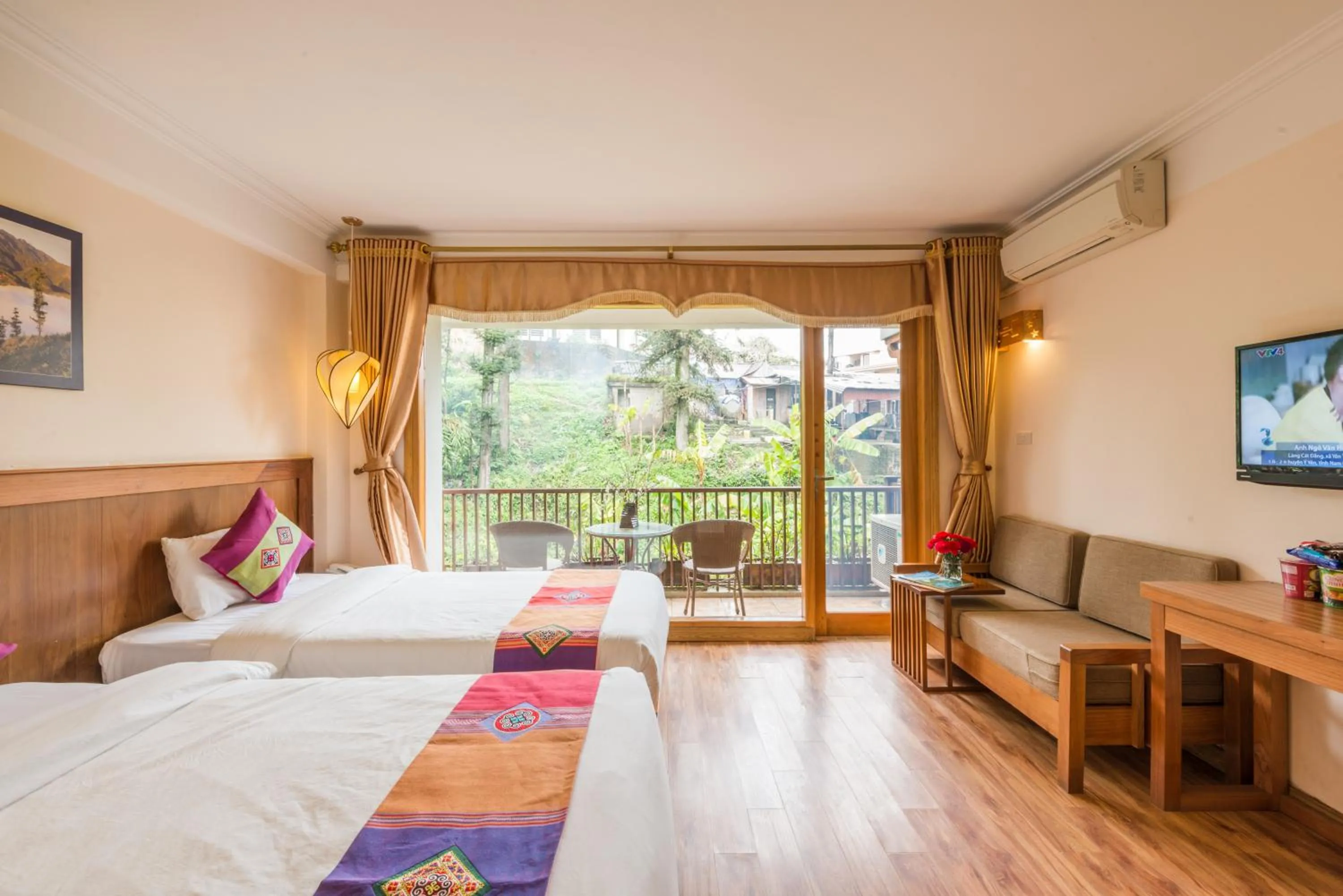 TV and multimedia, Bed in Sapa Panorama Hotel