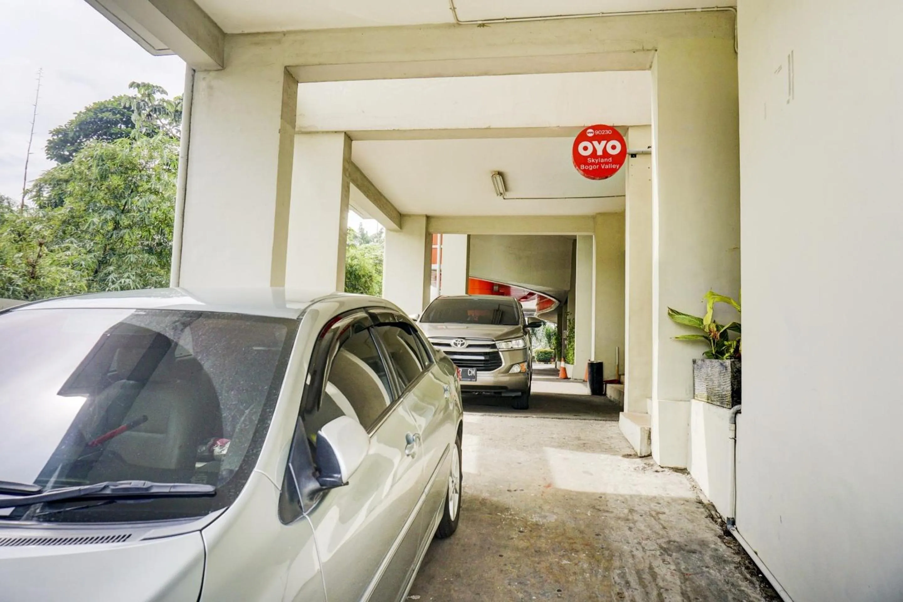 Facade/entrance in Hotel O Apartemen Bogor Valley