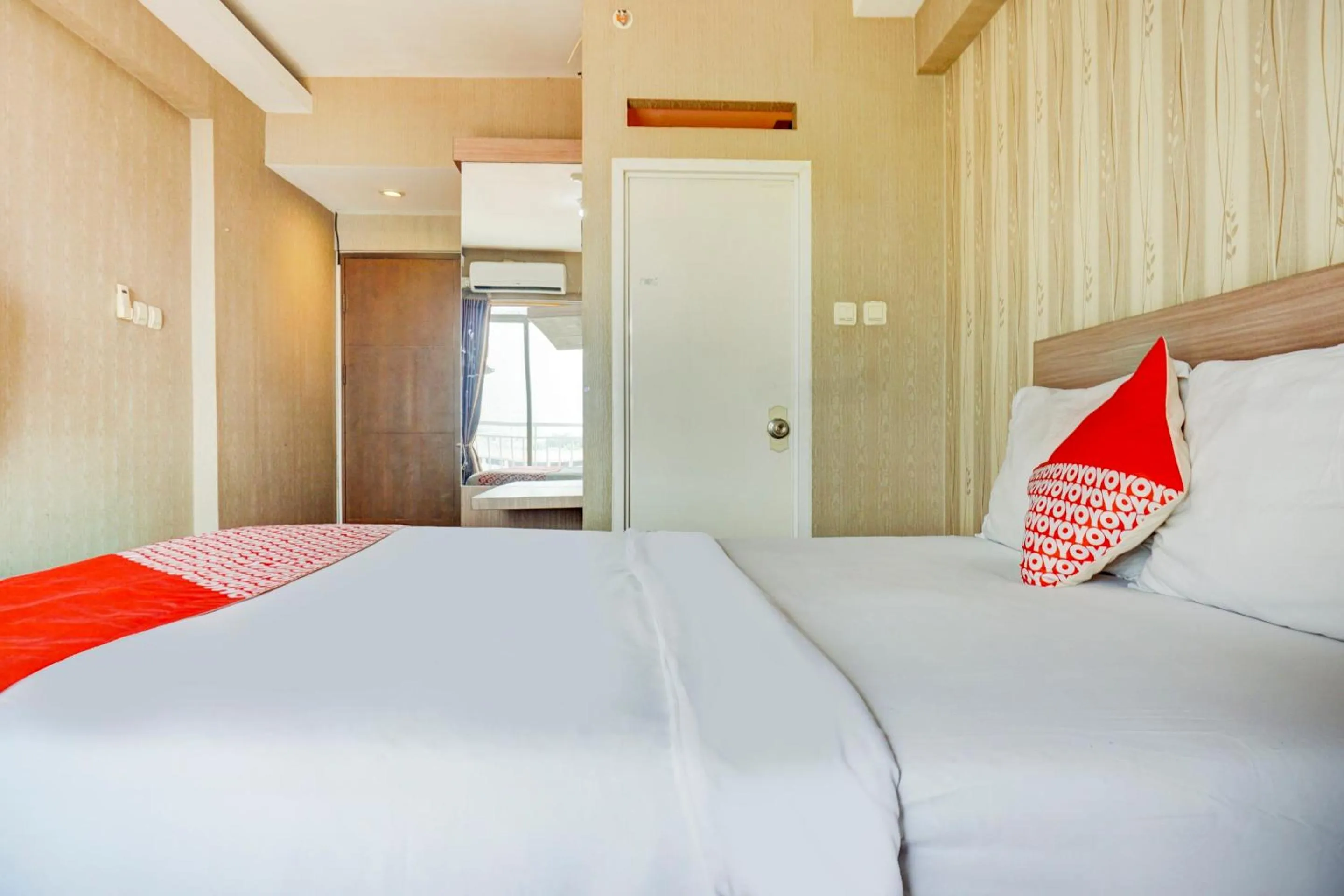 Bedroom in OYO 90230 Skyland Bogor Valley