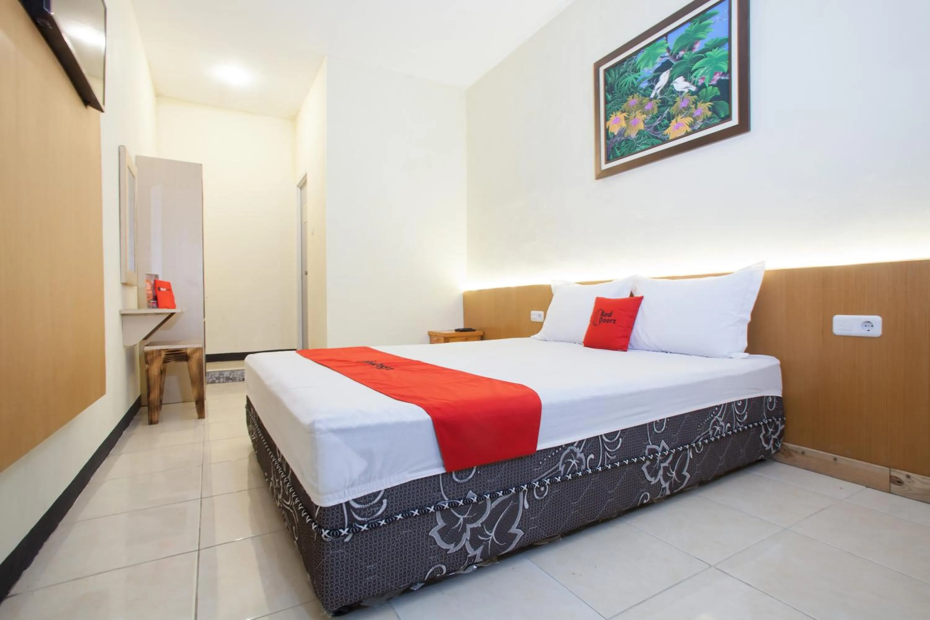 Bed in RedDoorz At Pandan Inn Batu