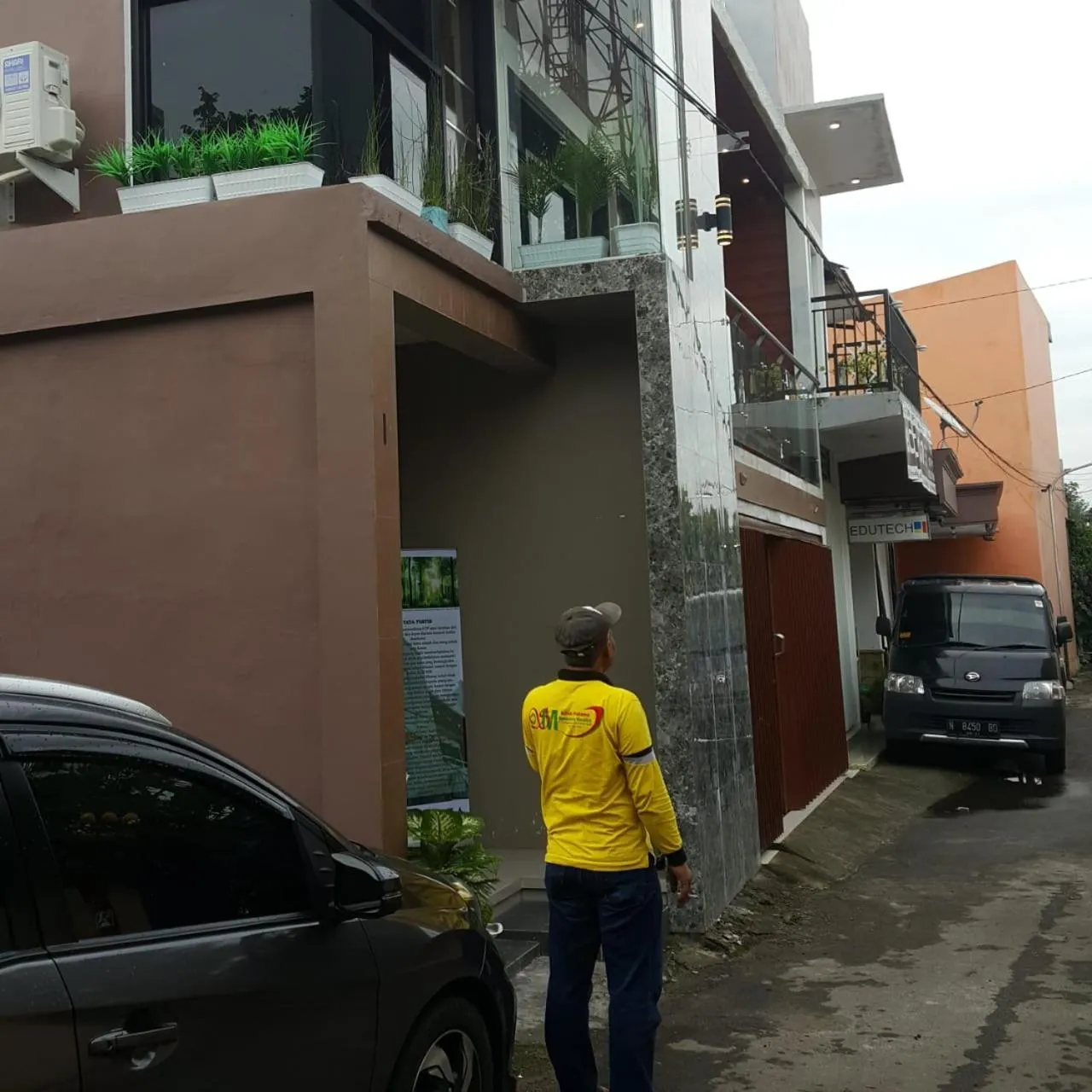 Facade/entrance in EDUTAMA Homestay Syariah